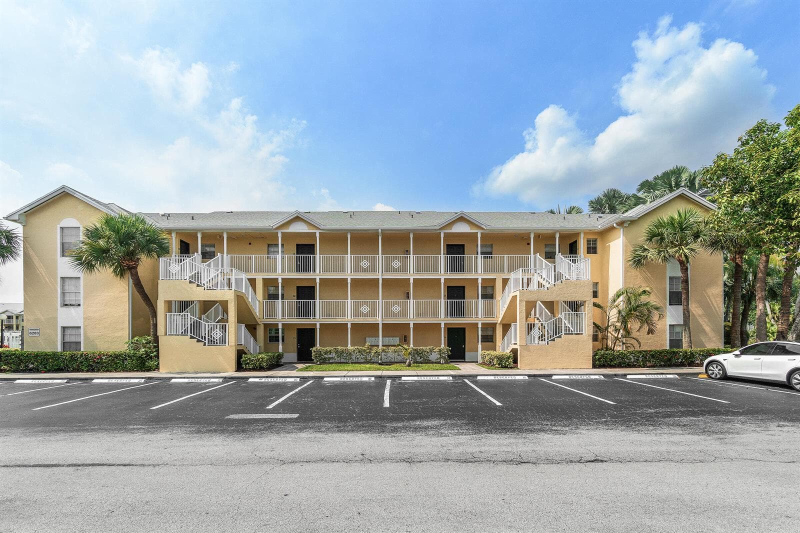 02-6283 La Costa Dr E-MLS