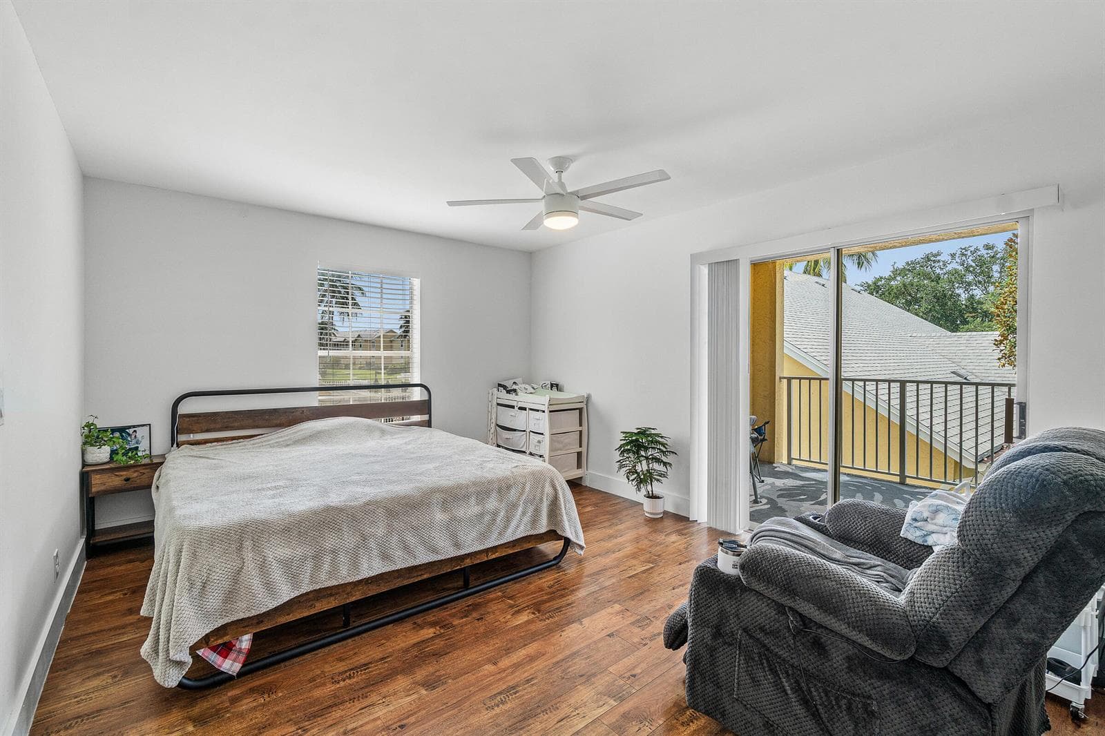 17-6283 La Costa Dr E-MLS