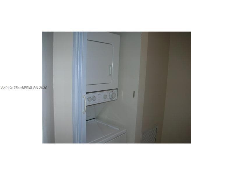 Douglas Grand · #612 in Coral Gables - Photo 15