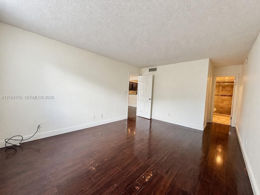 THREE HORIZONS SOUTH COND · #205 in North Miami - Photo 19