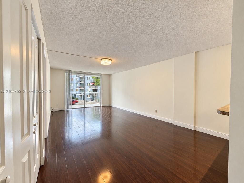 THREE HORIZONS SOUTH COND · #205 in North Miami - Photo 8
