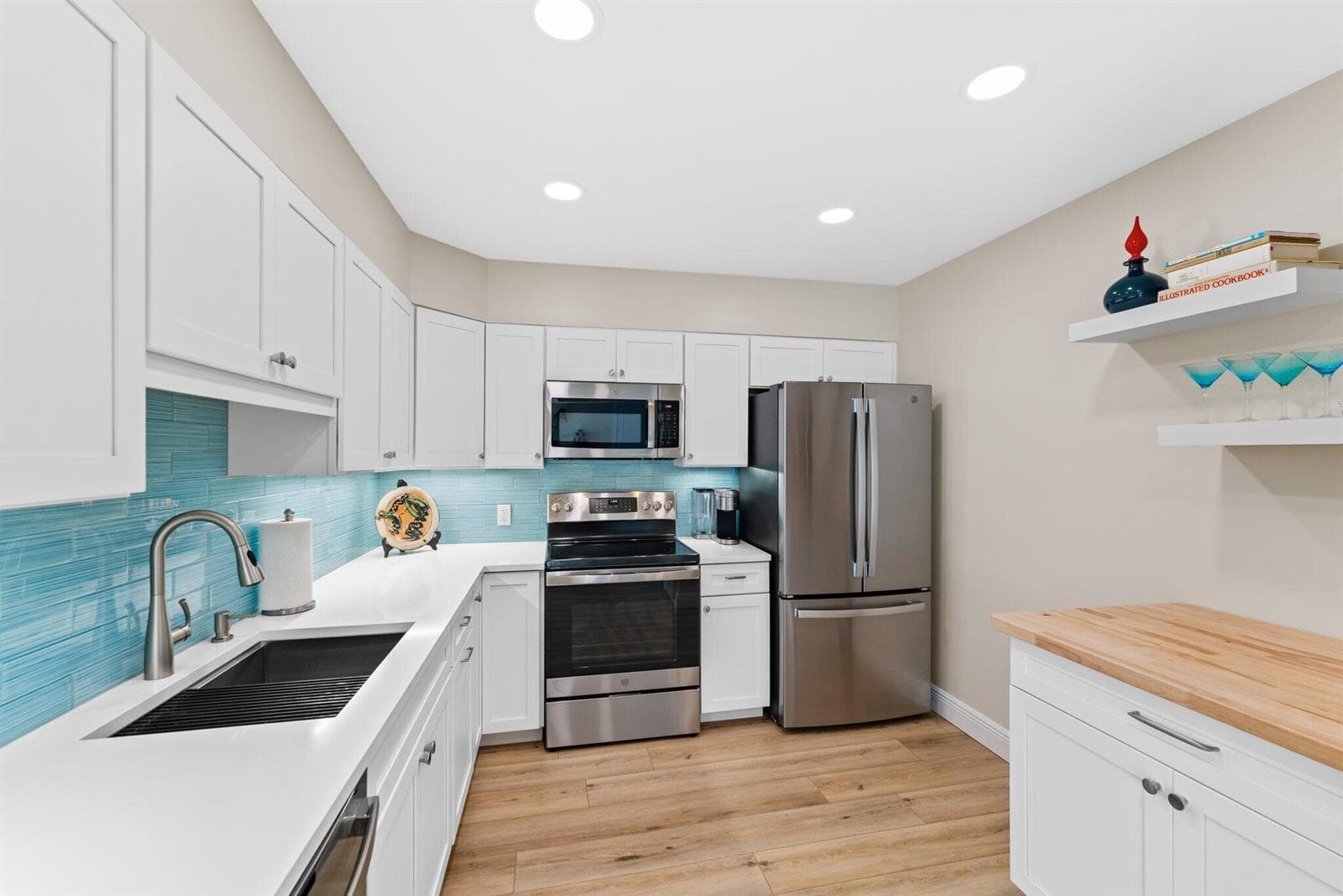 G40 KITCHEN