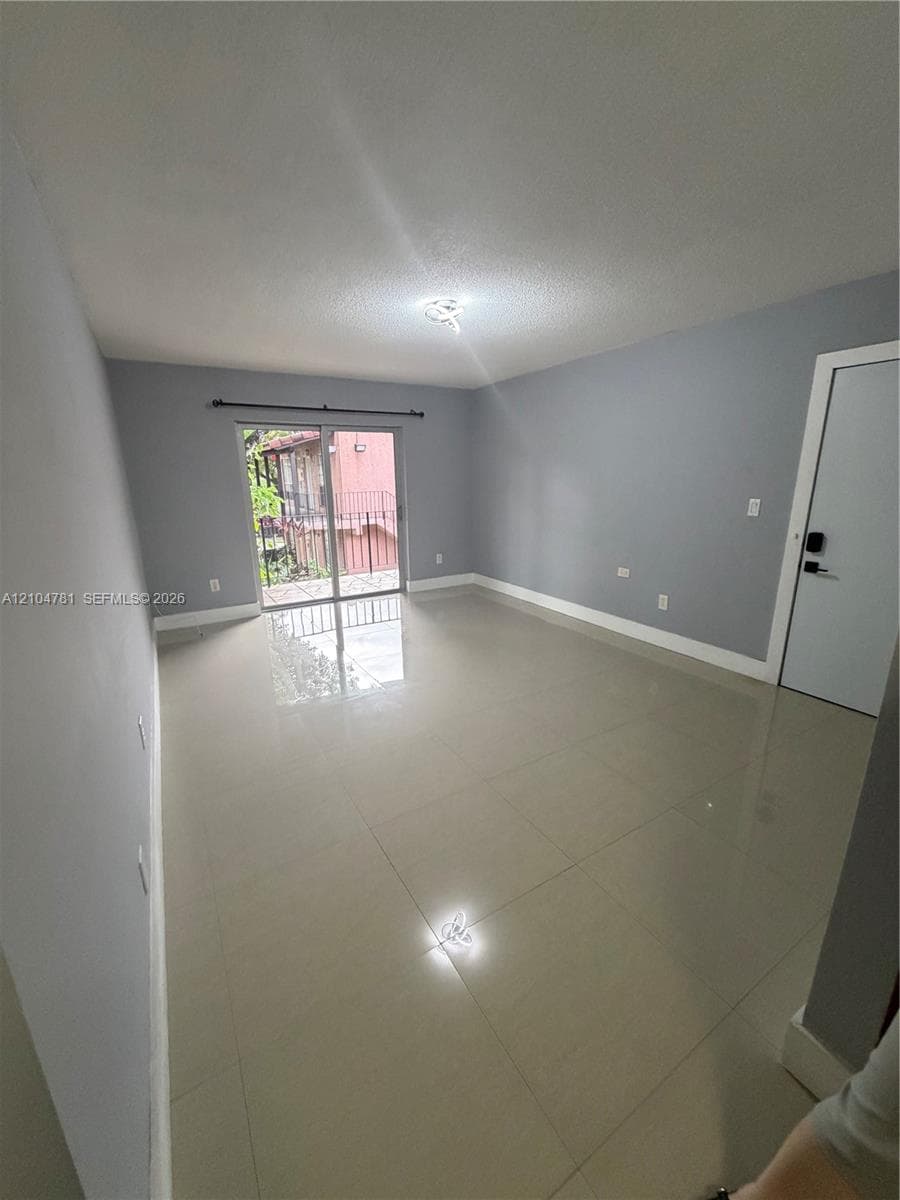 SPANISH TRACE CONDO · #I16 in Miami - Photo 2