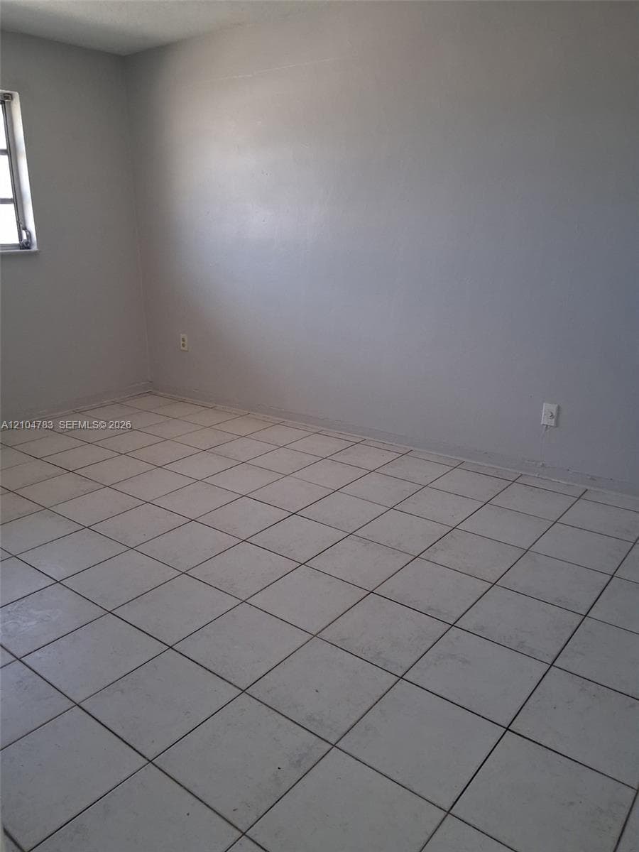 ALOHA CONDO · #8 in Hialeah - Photo 7