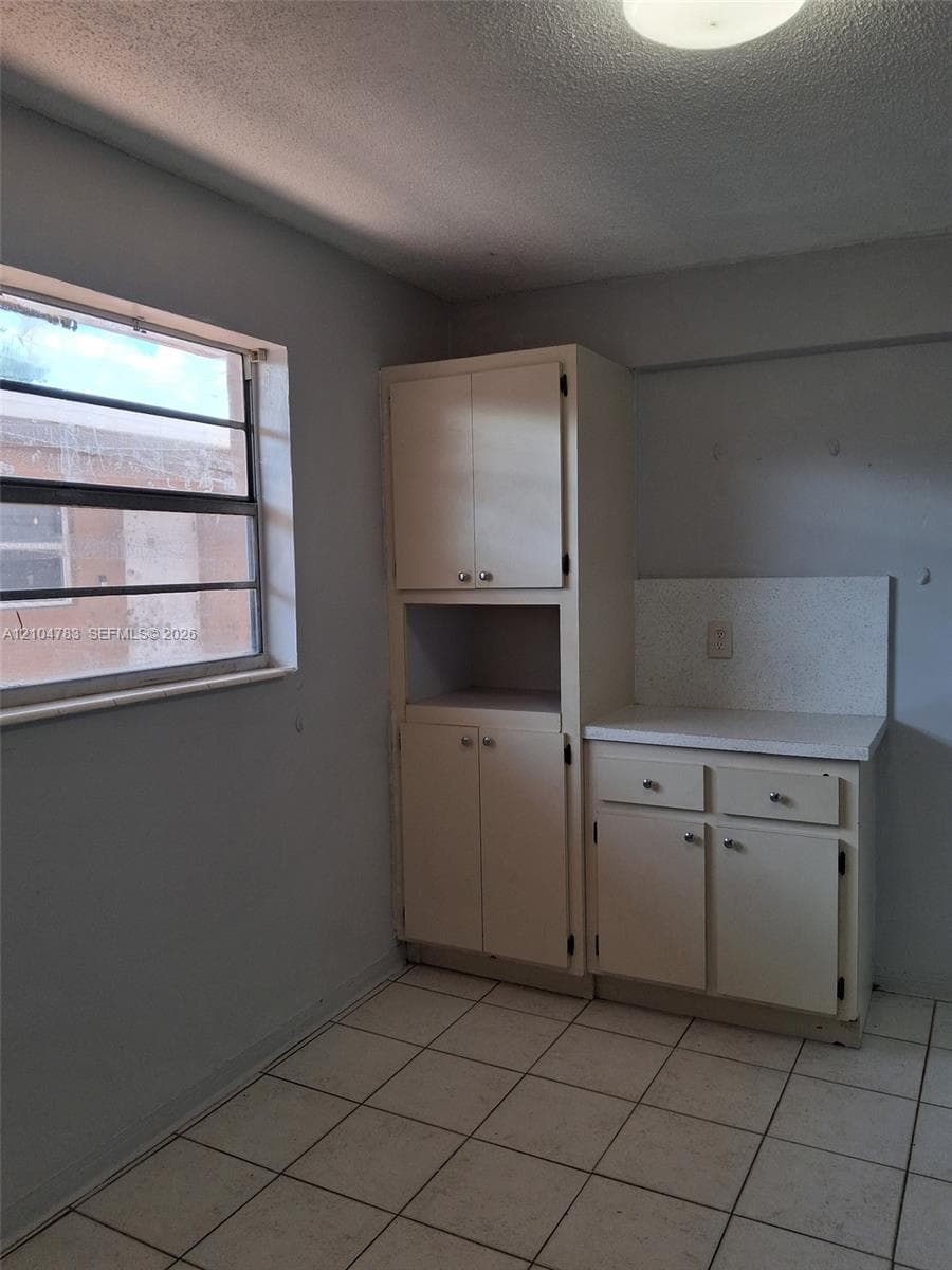ALOHA CONDO · #8 in Hialeah - Photo 3