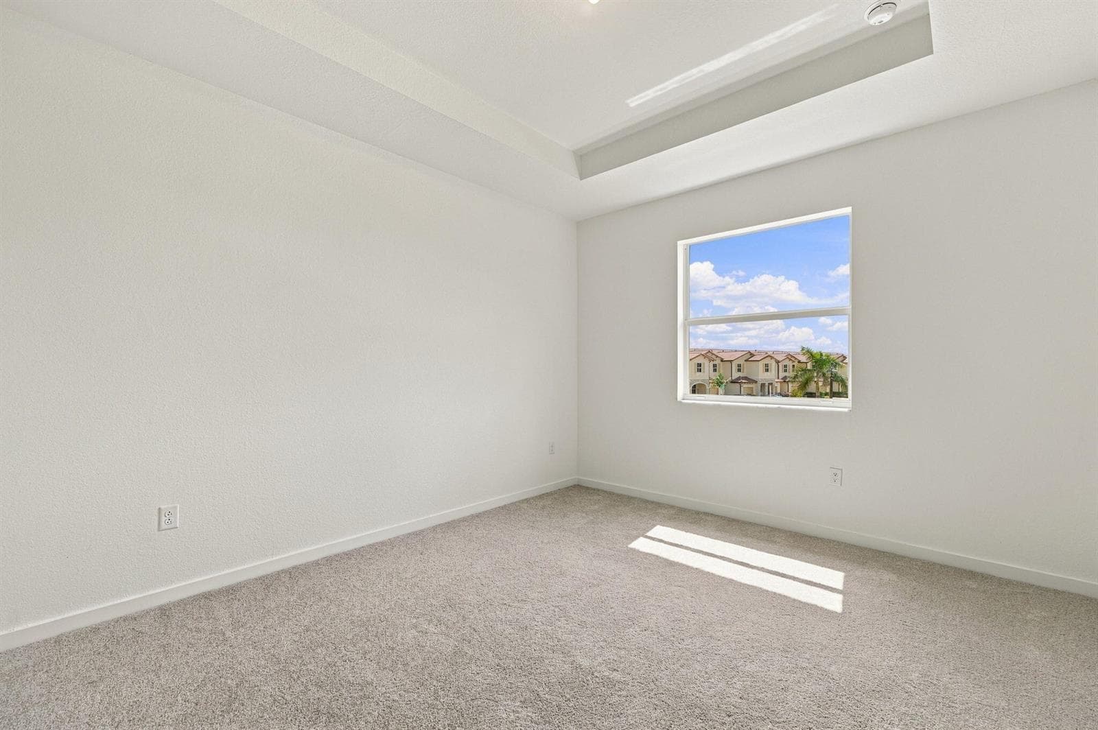 16-web-or-mls-2530-se-25th-dr