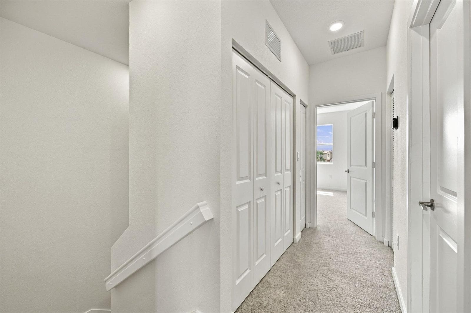 15-web-or-mls-2530-se-25th-dr