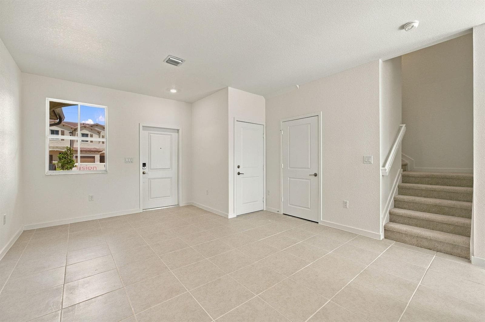 6-web-or-mls-2530-se-25th-dr