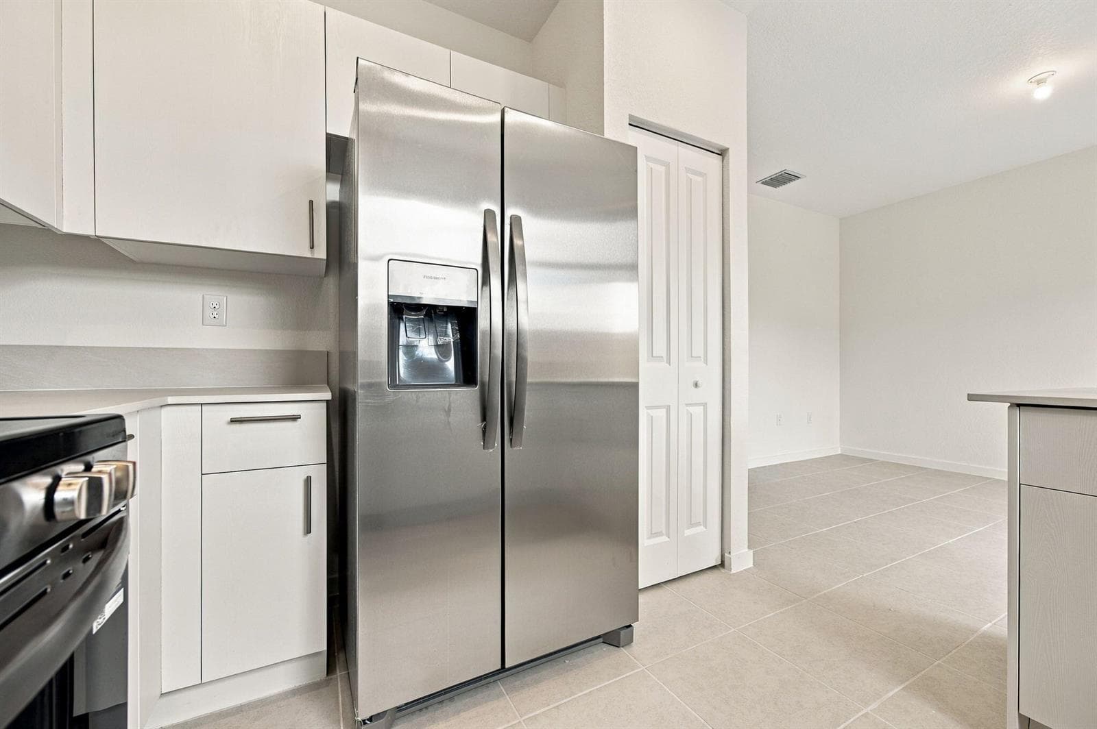 13-web-or-mls-2530-se-25th-dr