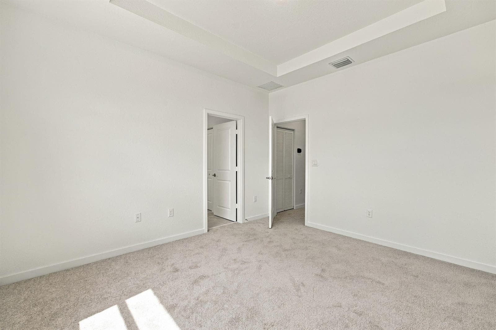 17-web-or-mls-2530-se-25th-dr