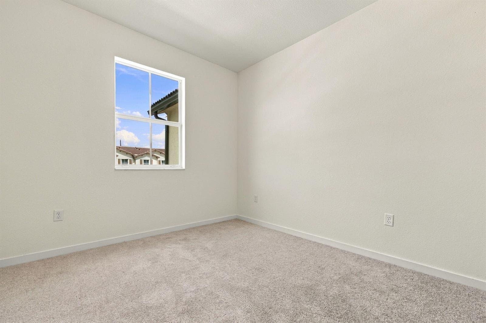 21-web-or-mls-2530-se-25th-dr