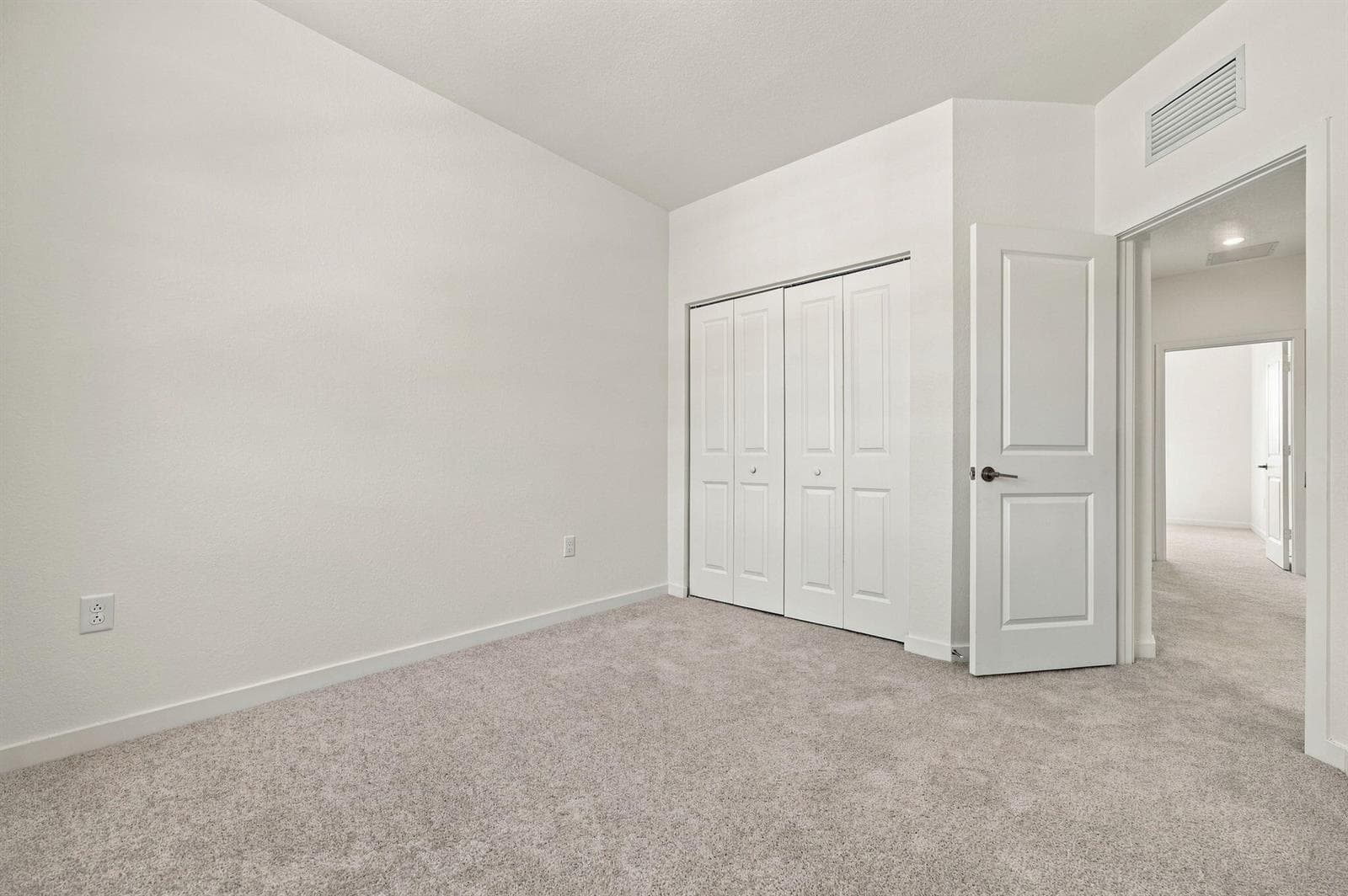 22-web-or-mls-2530-se-25th-dr