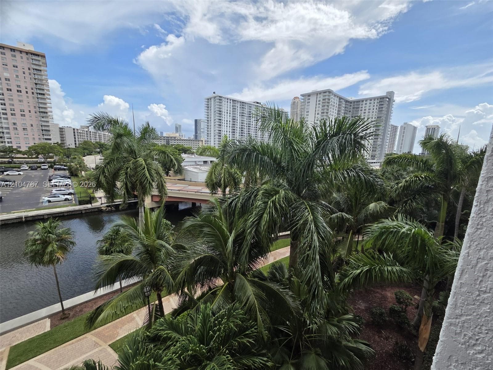 Porto Bellagio · #2511 in Sunny Isles Beach - Photo 1