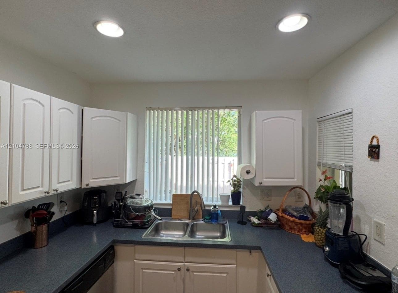 18251 SW 108th Pl photo 12