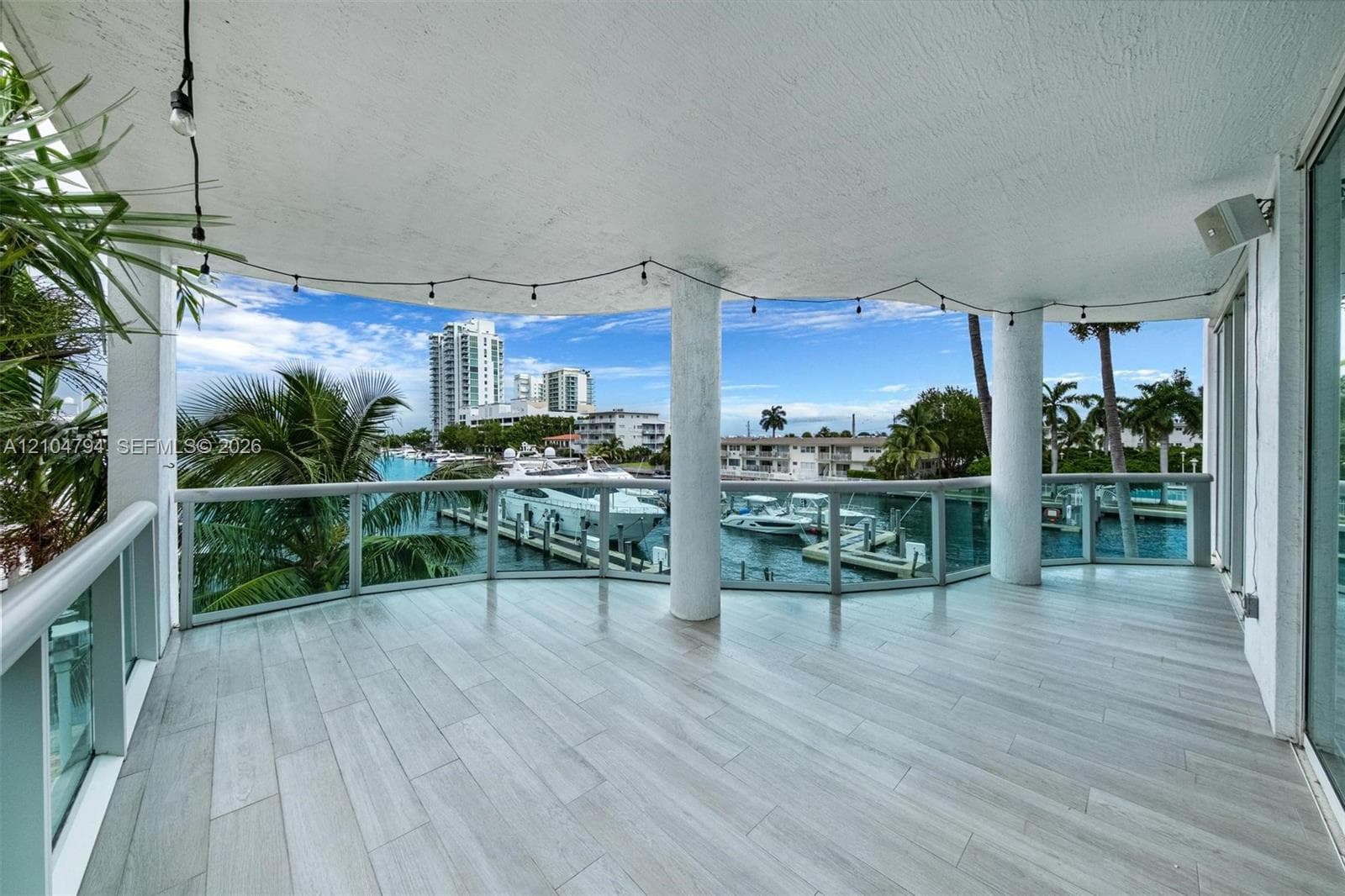 7918 Harbour Island Dr #207 photo 2