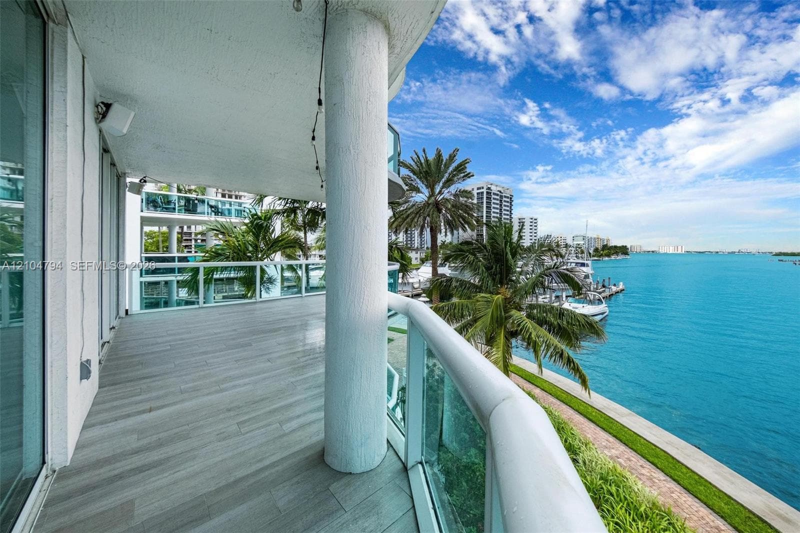 7918 Harbour Island Dr #207 photo 6