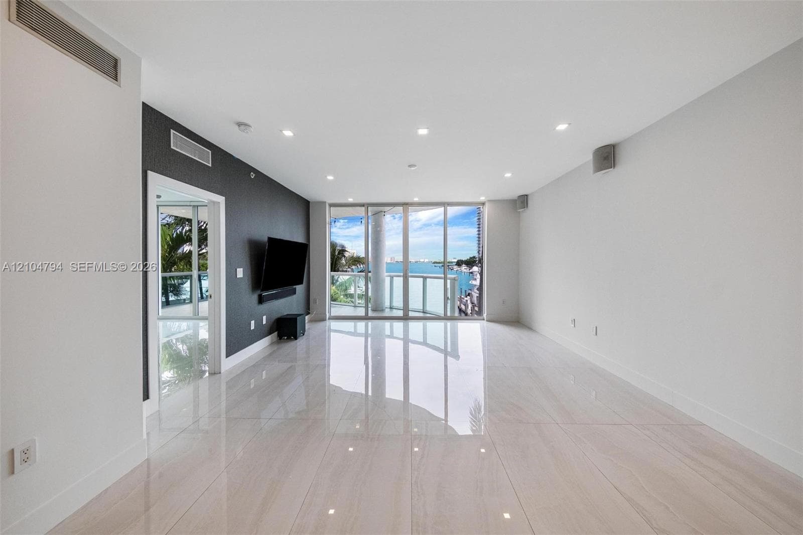 7918 Harbour Island Dr #207 photo 17