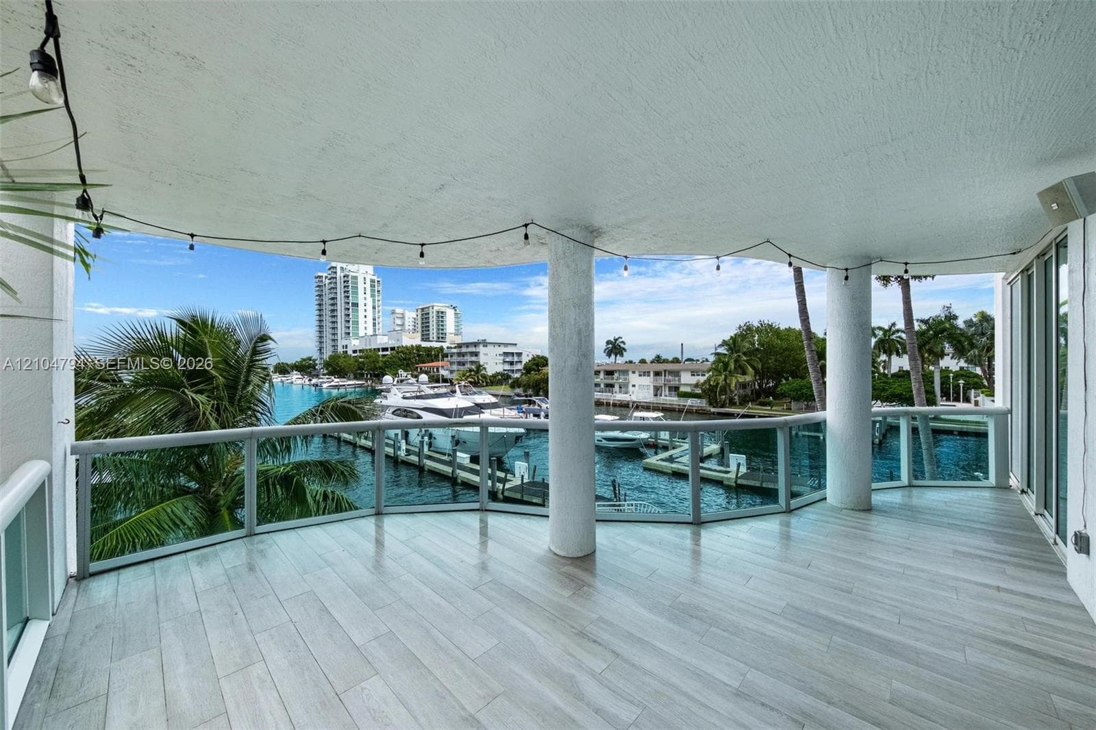 7918 Harbour Island Dr #207 photo 5
