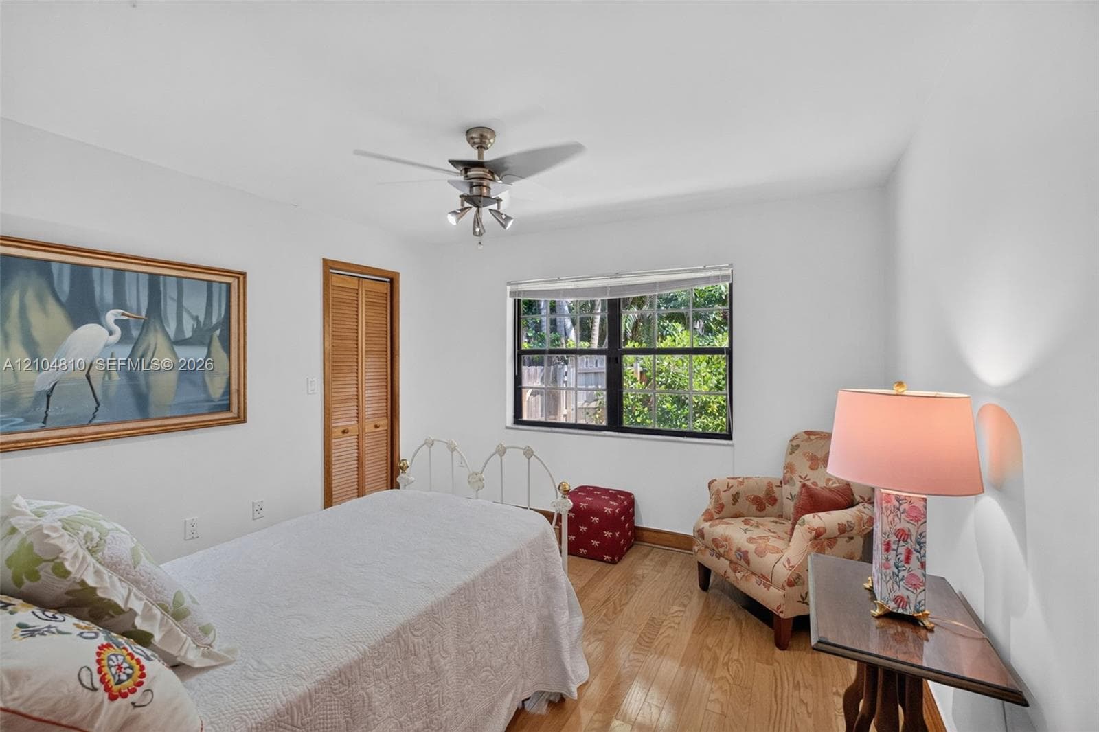 2nd bedroom