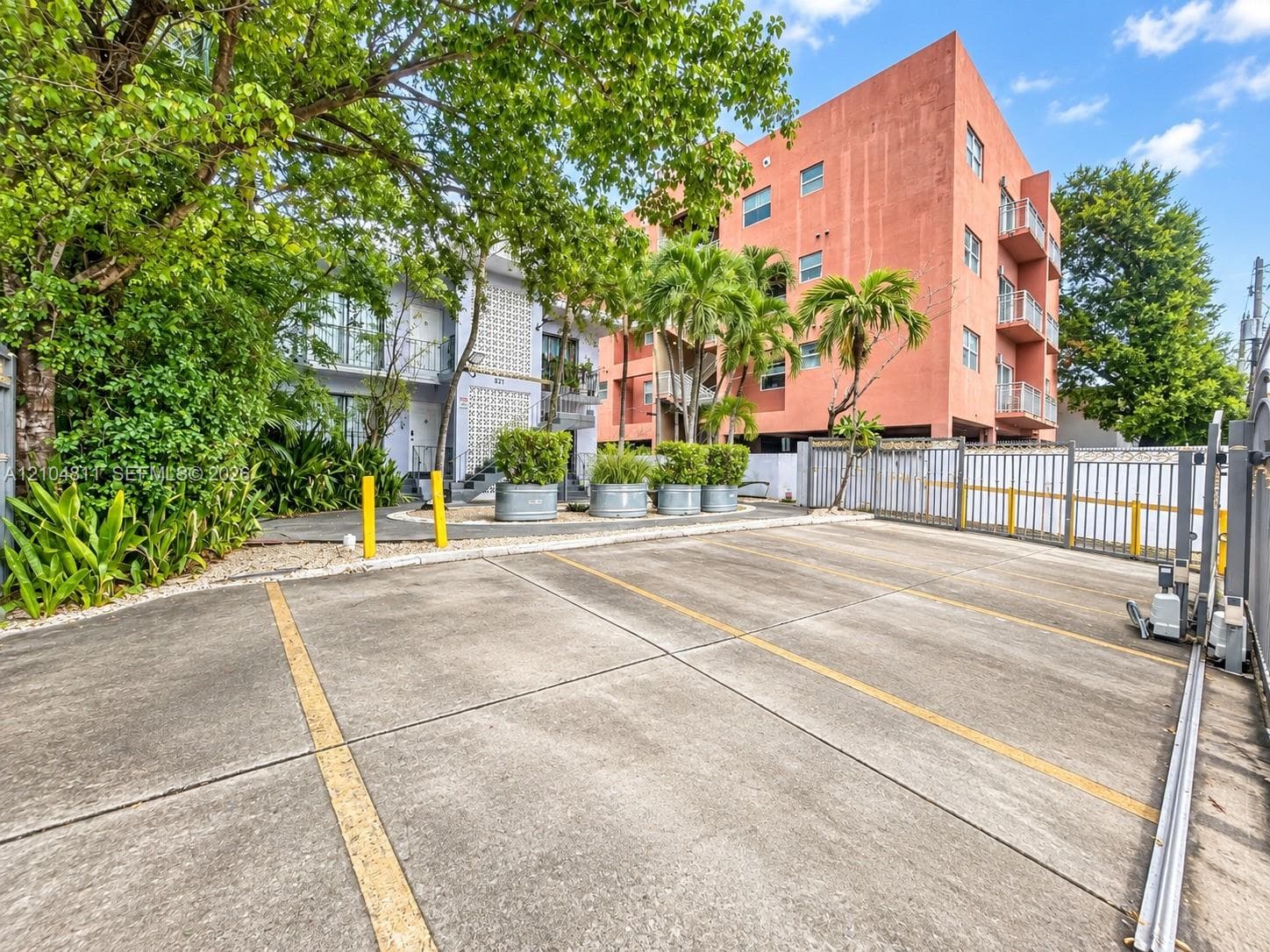 NORTH GATE · #3 in Miami - Photo 9