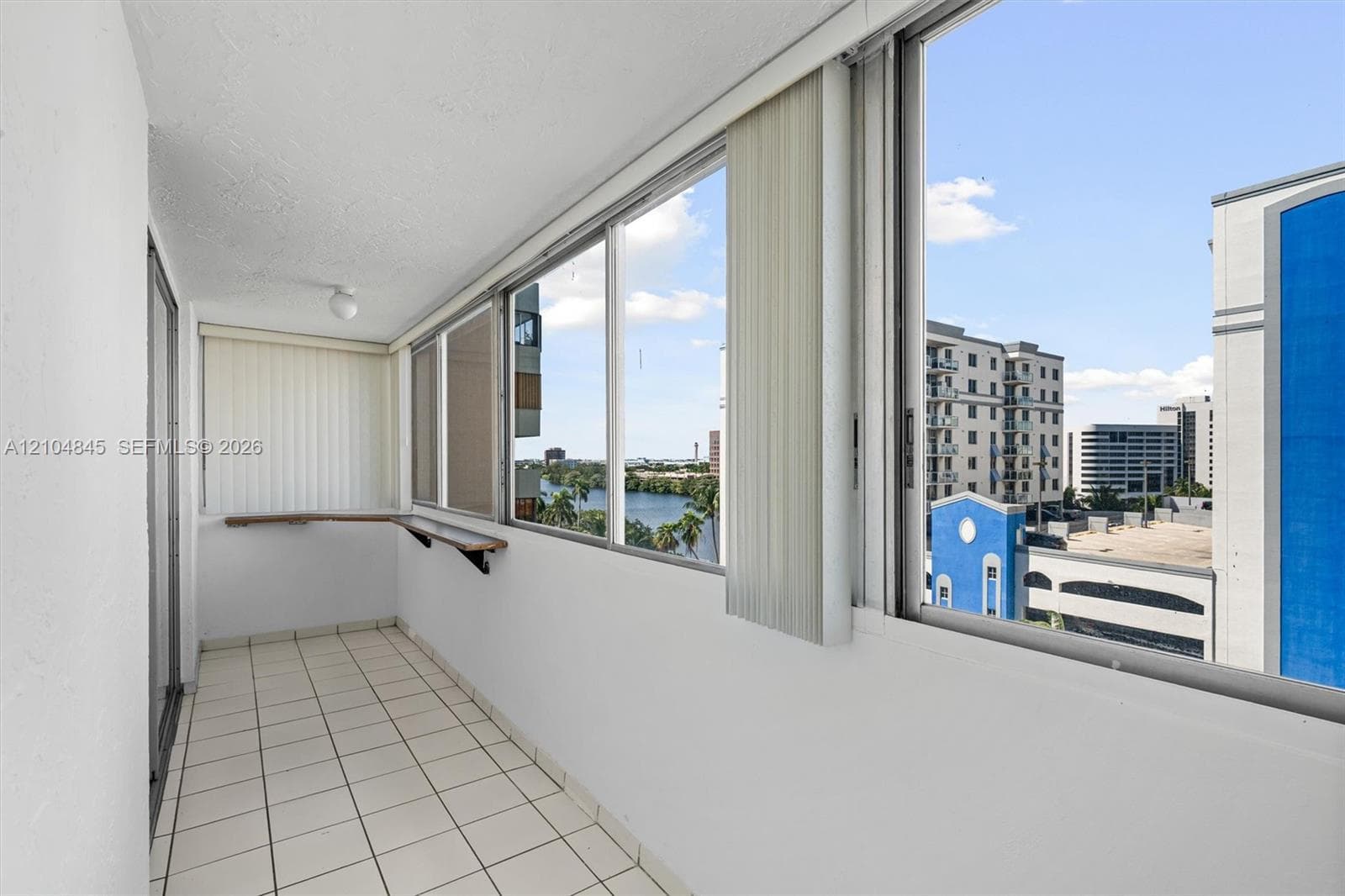 HALF MOON TOWER · #908 in Miami - Photo 23