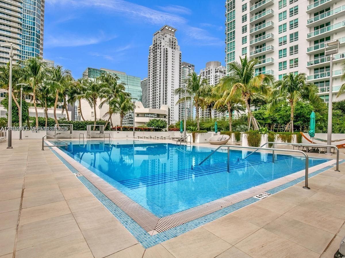 The Plaza on Brickell East · #703 in Miami - Photo 11
