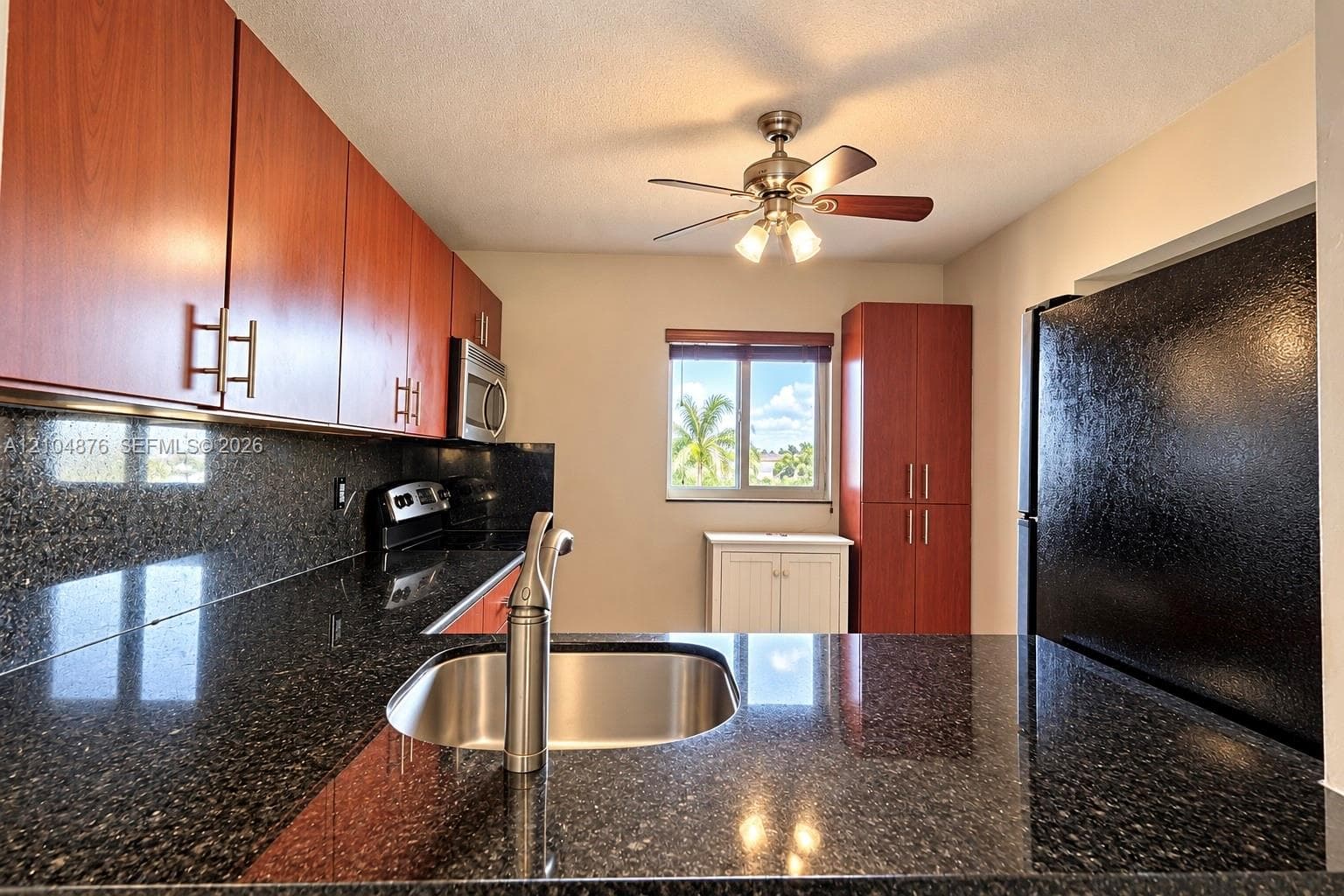 VILLAGE OF KINGS CREEK CO · #L405 in Miami - Photo 2
