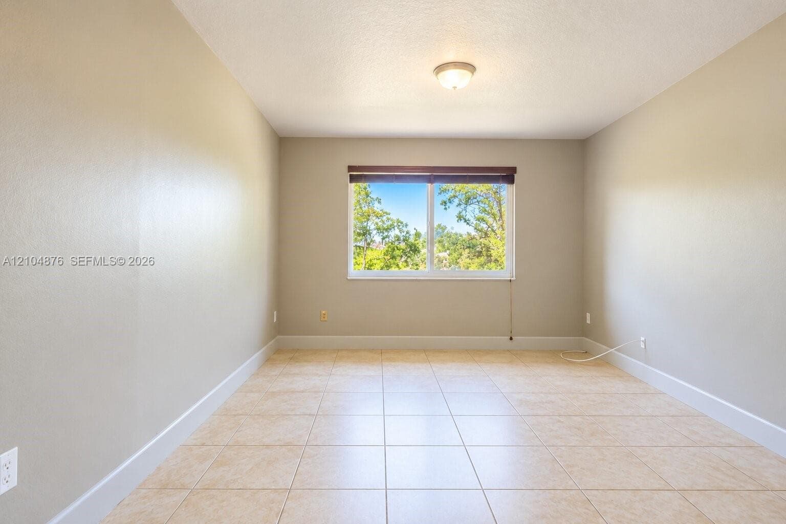VILLAGE OF KINGS CREEK CO · #L405 in Miami - Photo 6