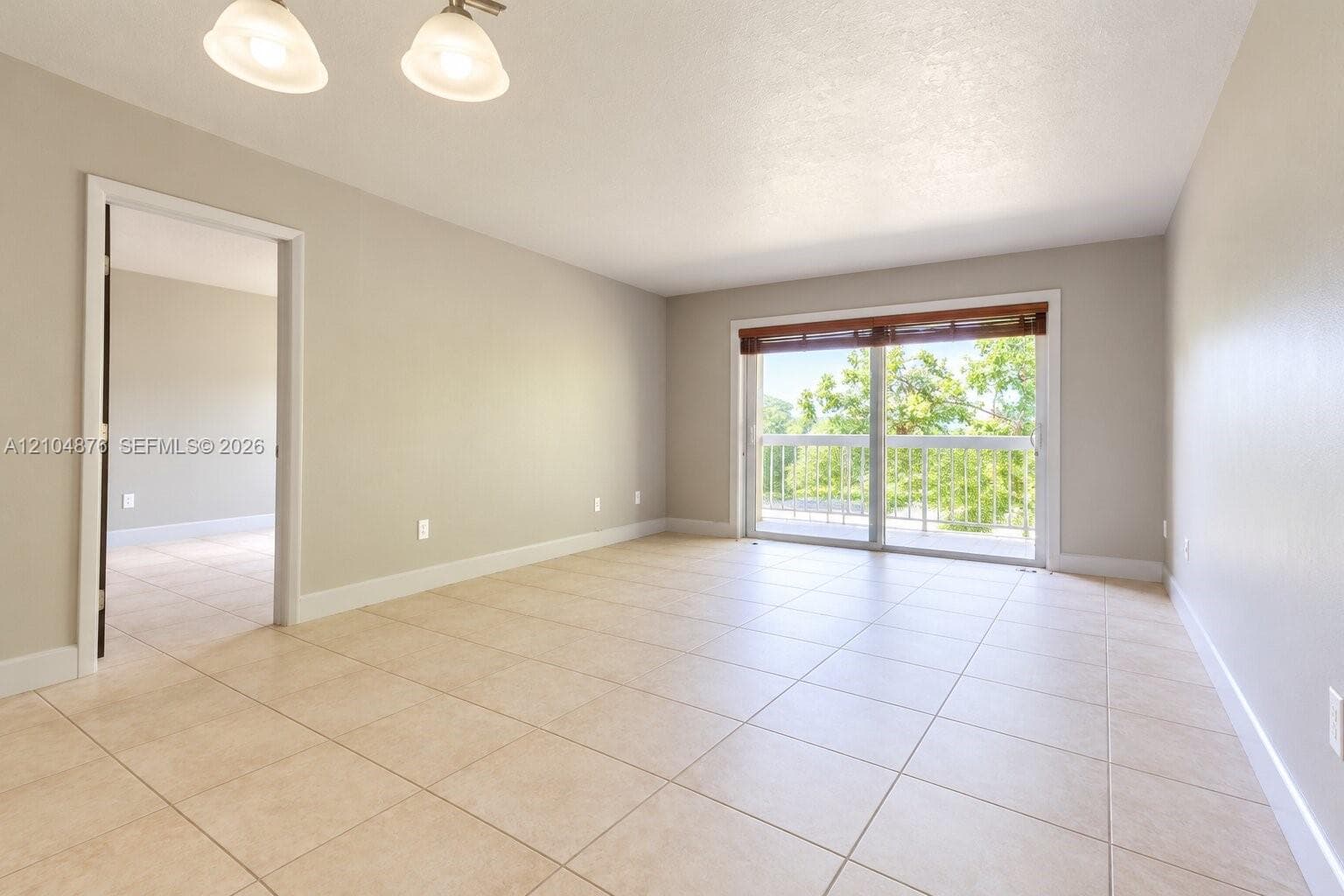 VILLAGE OF KINGS CREEK CO · #L405 in Miami - Photo 9