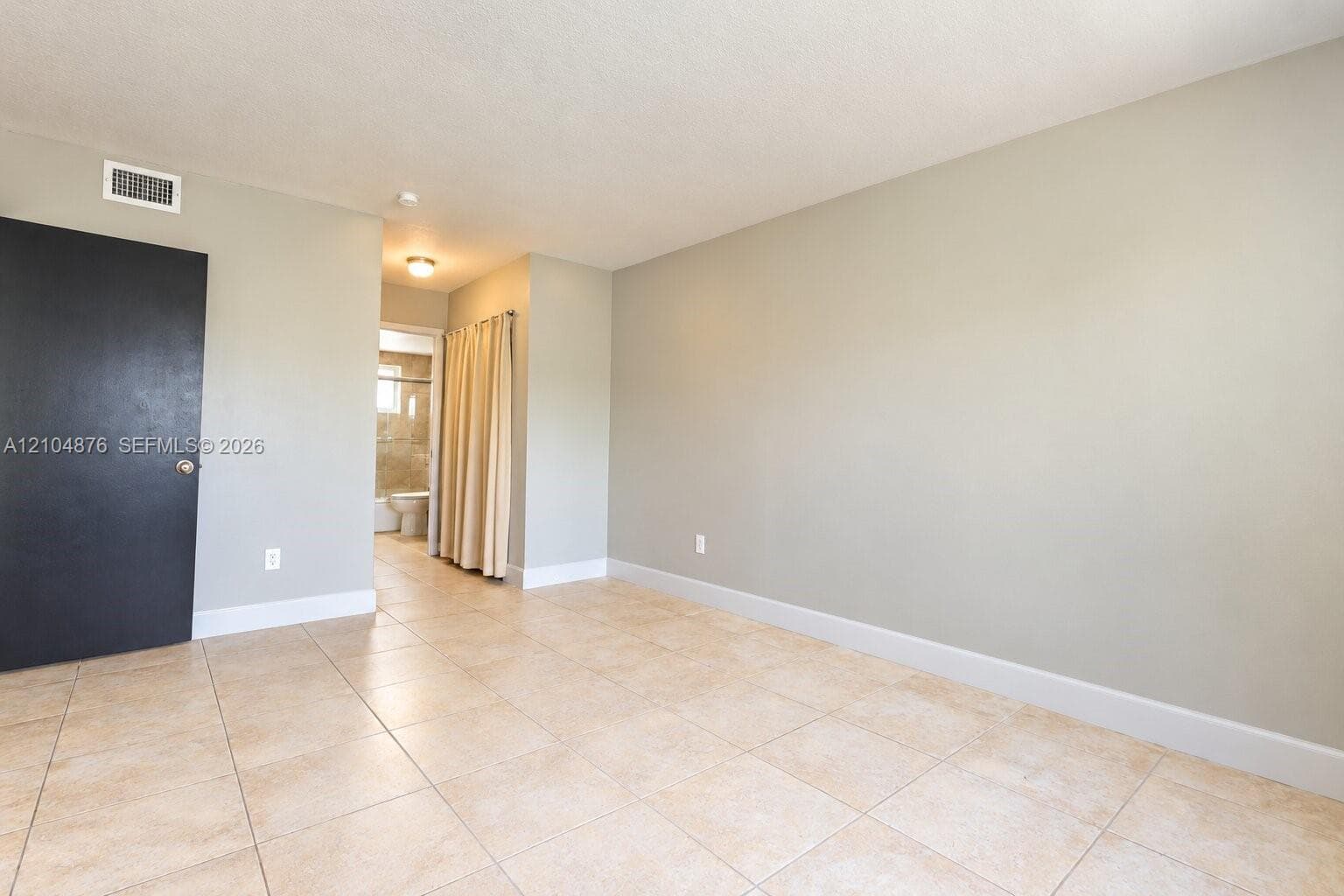 VILLAGE OF KINGS CREEK CO · #L405 in Miami - Photo 4