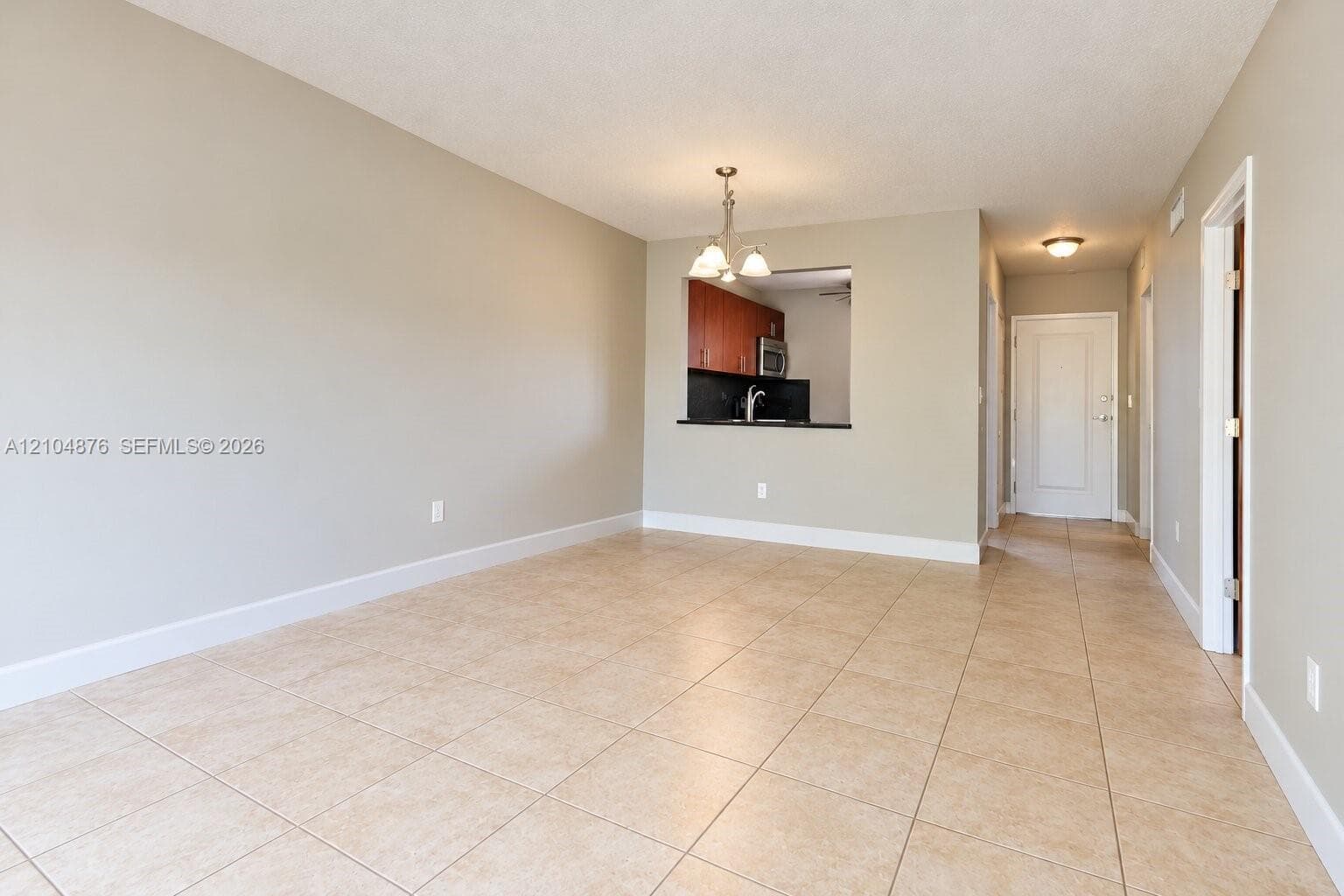VILLAGE OF KINGS CREEK CO · #L405 in Miami - Photo 8