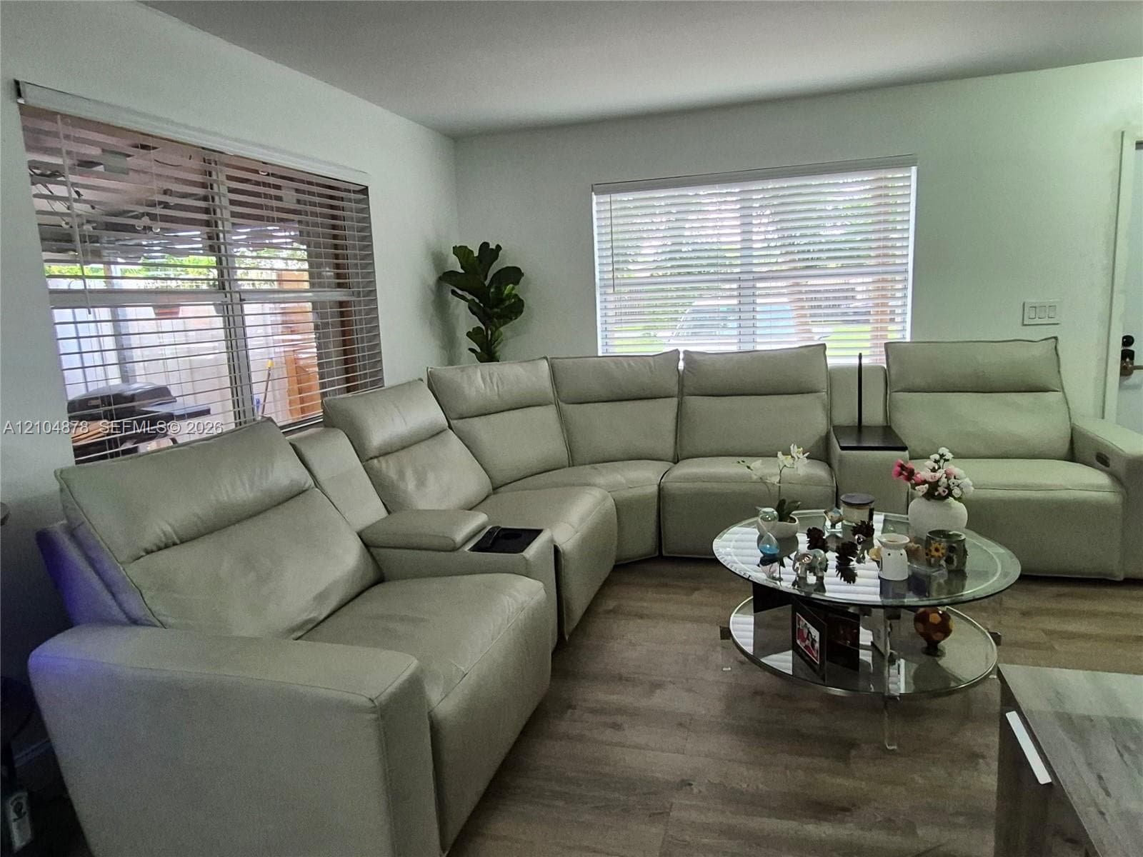 203 NE 12th Ave #203 photo 3