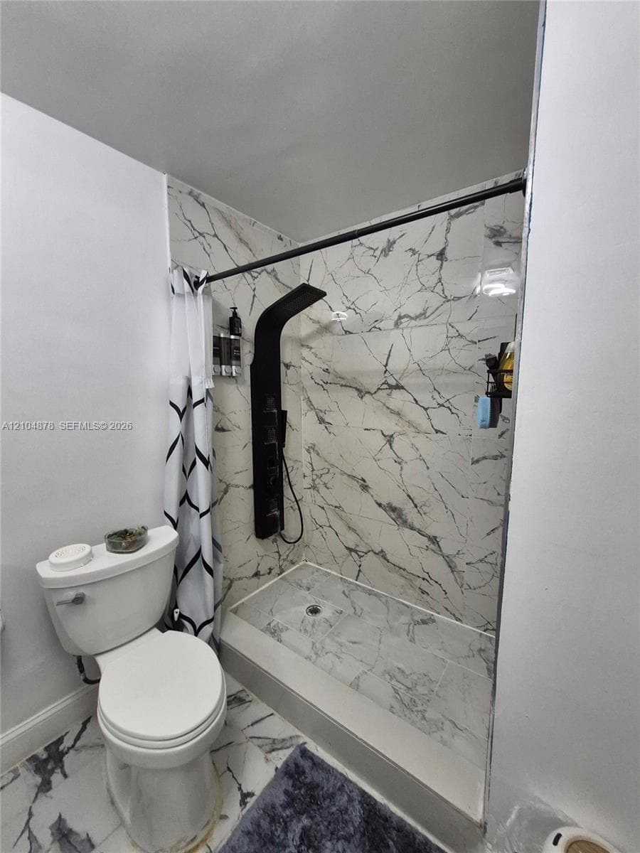 203 NE 12th Ave #203 photo 25