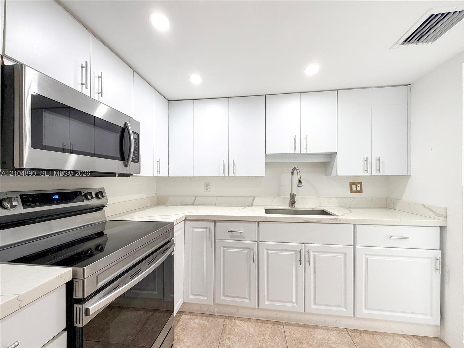 EAST POINT TOWERS CONDO · #PH1222 in Fort Lauderdale - Photo 4