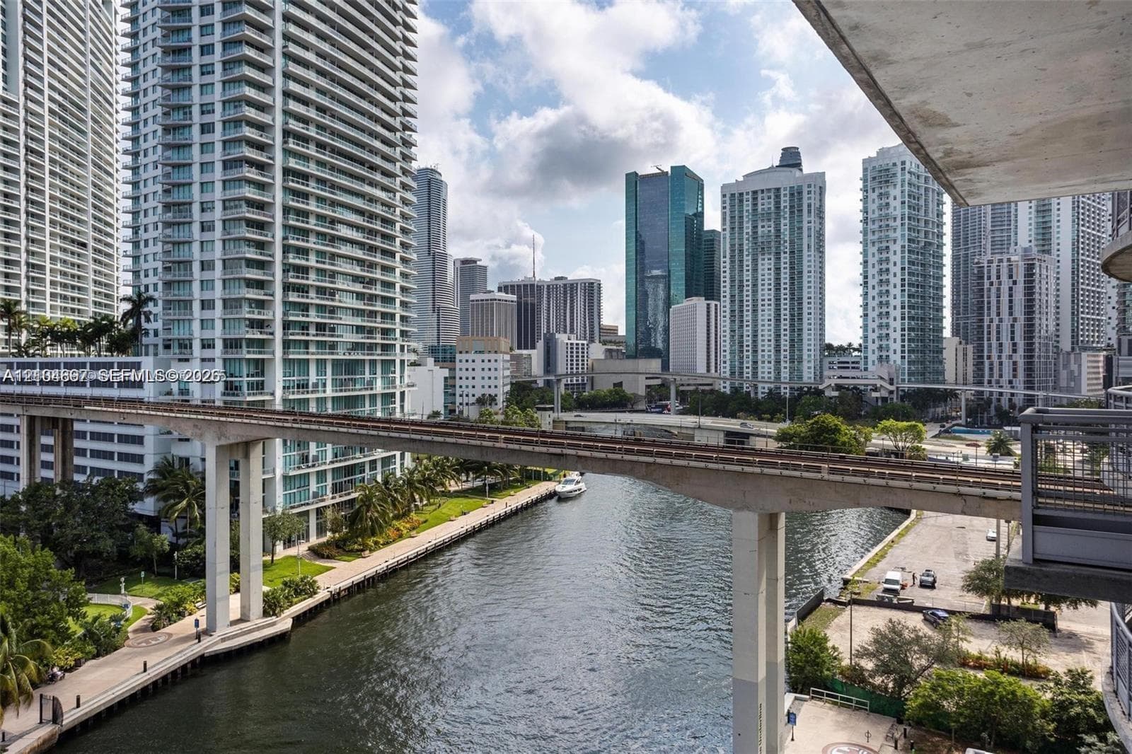 NEO VERTIKA CONDO · #1005 in Miami - Photo 10