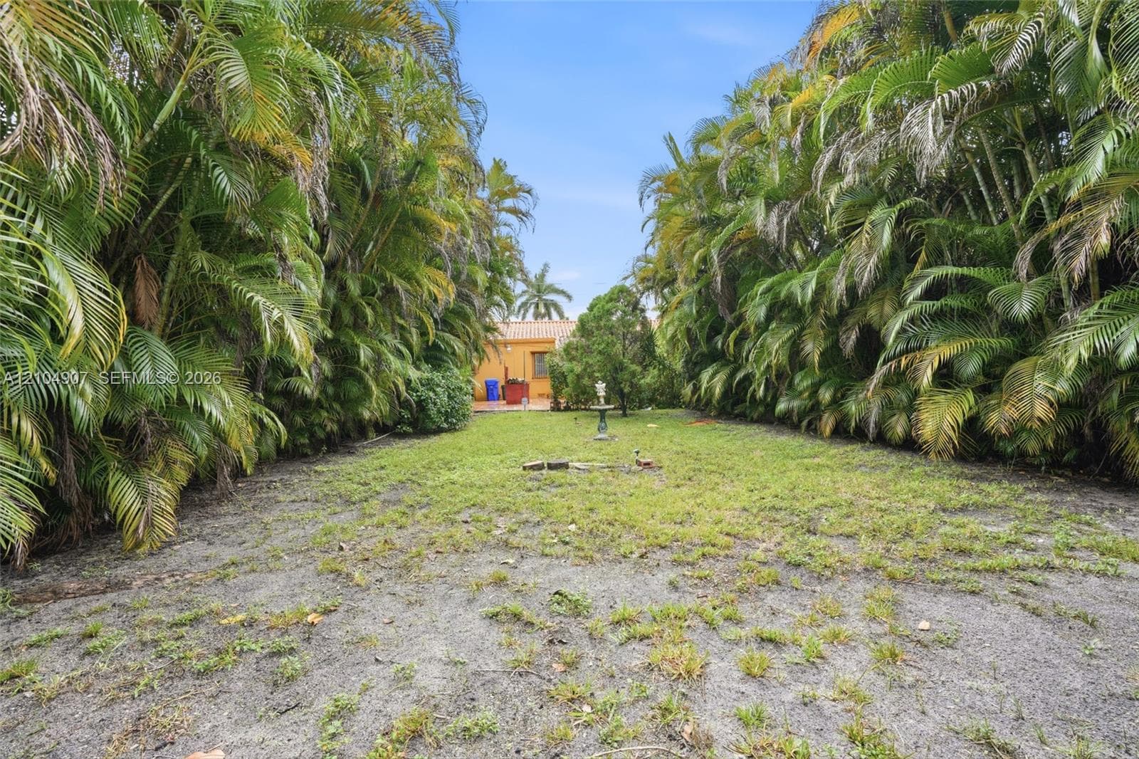 2347 SW 18th St photo 20