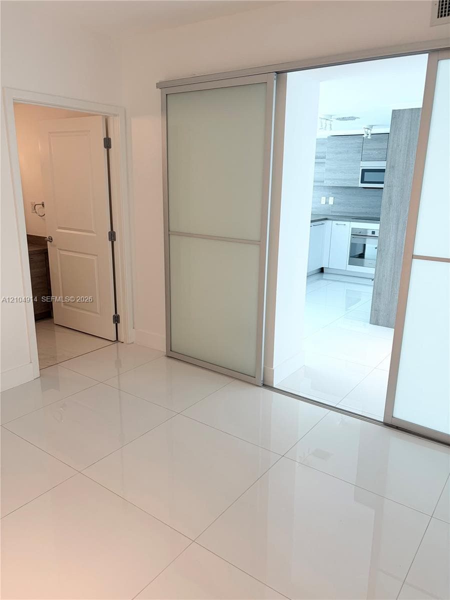400 Sunny Isles · #1002 in Sunny Isles Beach - Photo 19