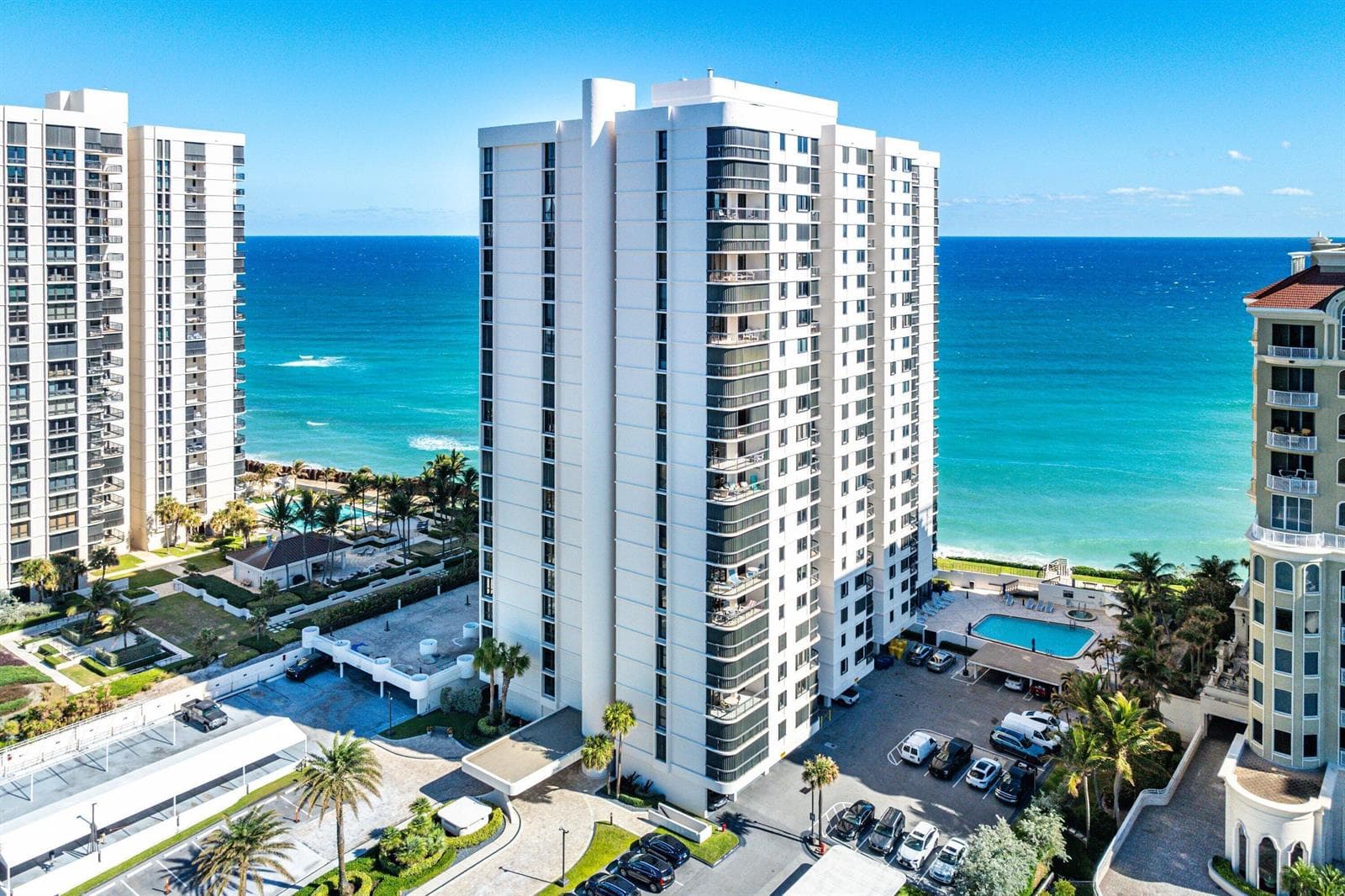 044-5380NorthOceanDrive-19D-RivieraBeach