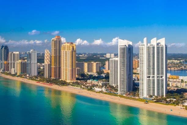 Plaza of Americas · #428 in Sunny Isles Beach - Photo 1