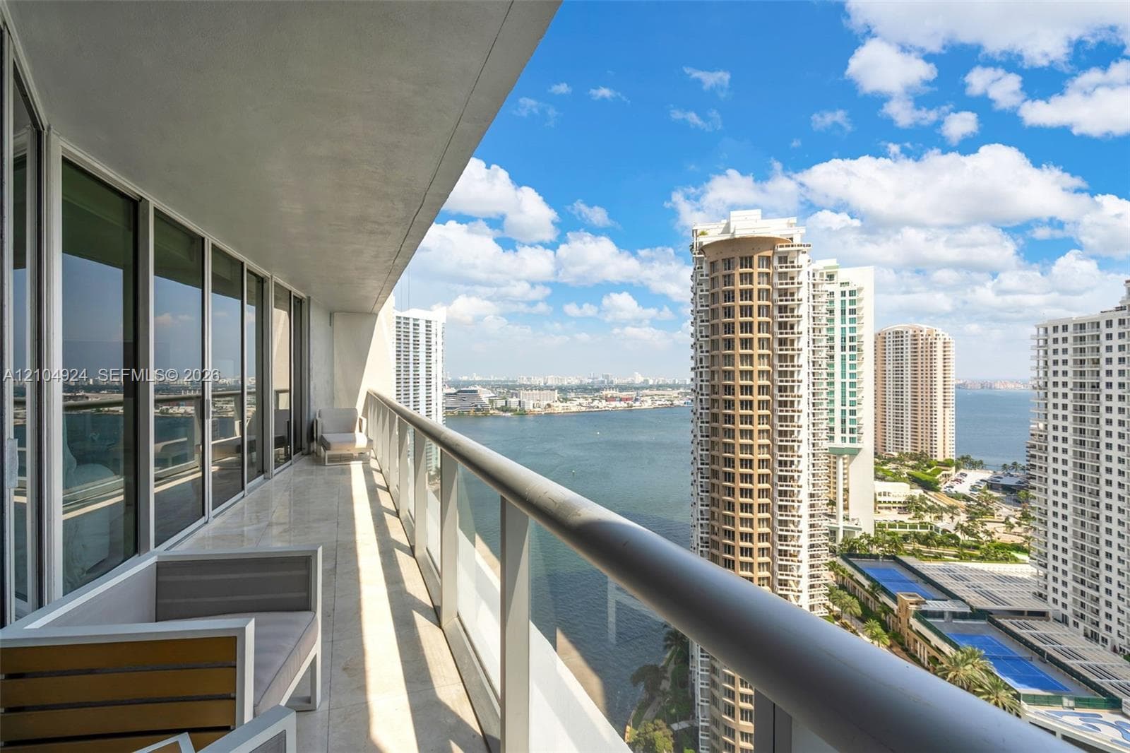 Icon Brickell I · #2703 in Miami - Photo 6