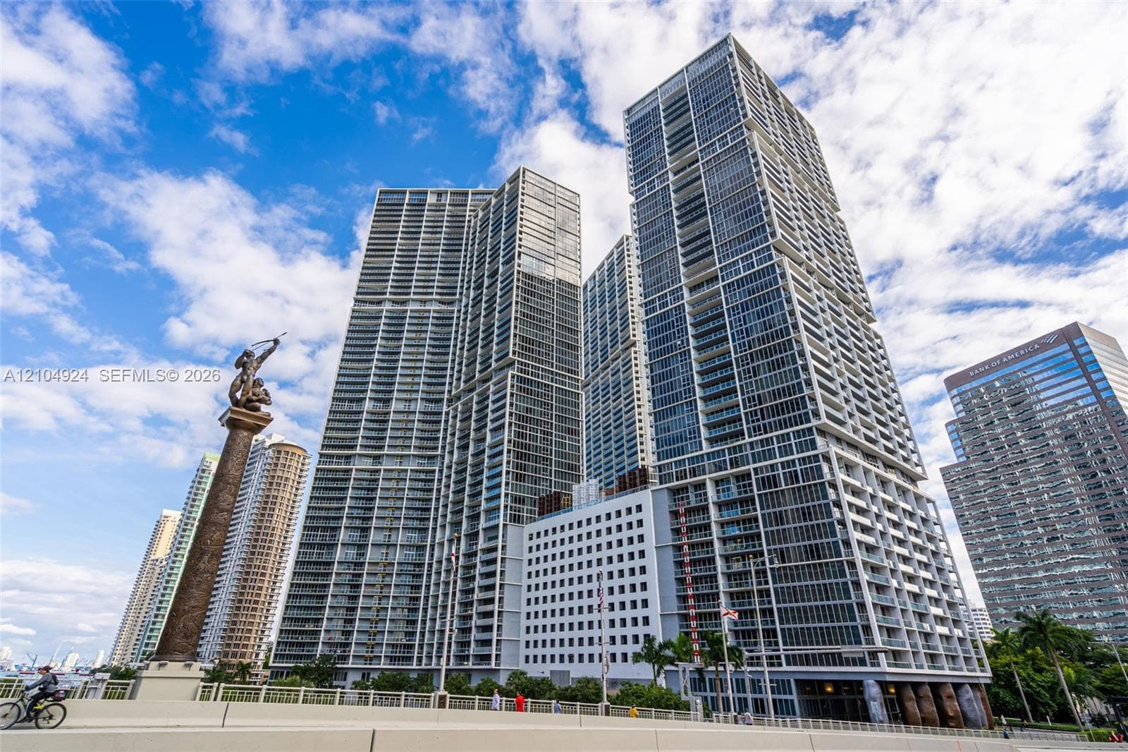 Icon Brickell I · #2703 in Miami - Photo 26