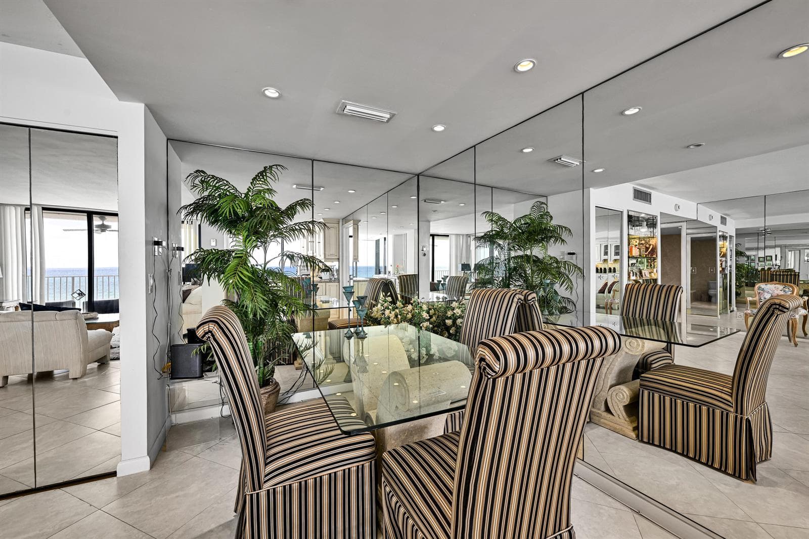 mayfair unit 703 dining