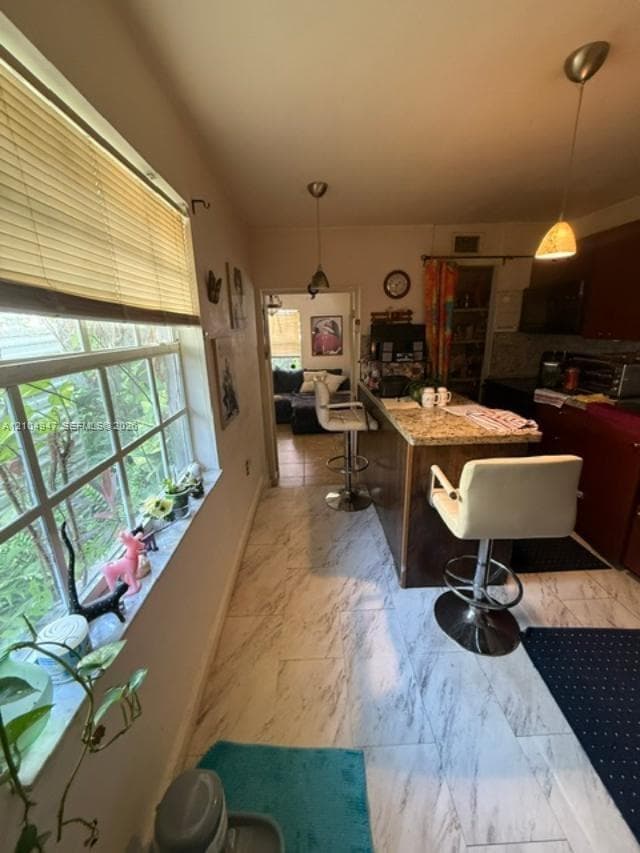 2305 NE 135th Ter photo 4