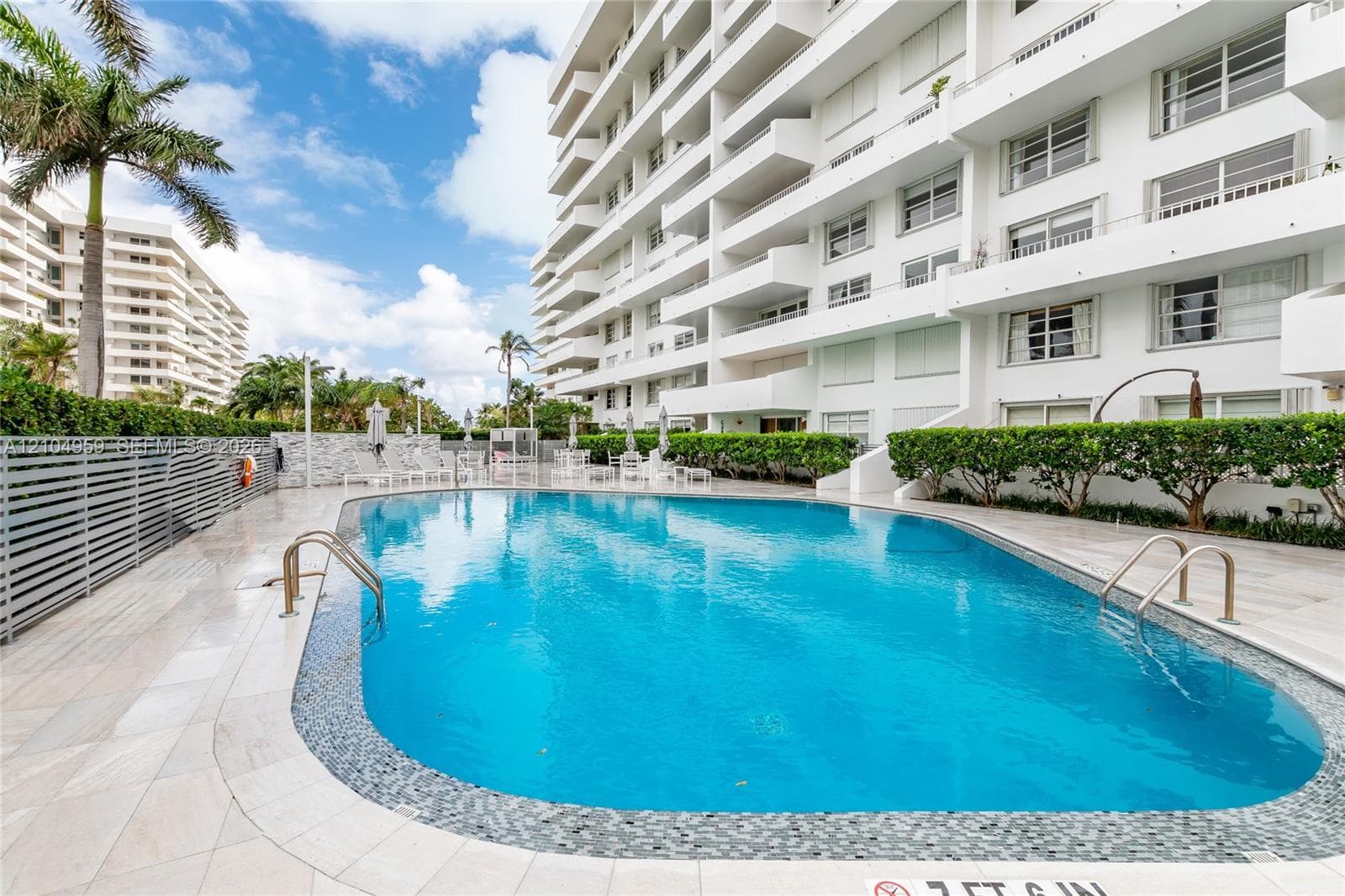 Commodore Club South · #305 in Key Biscayne - Photo 43