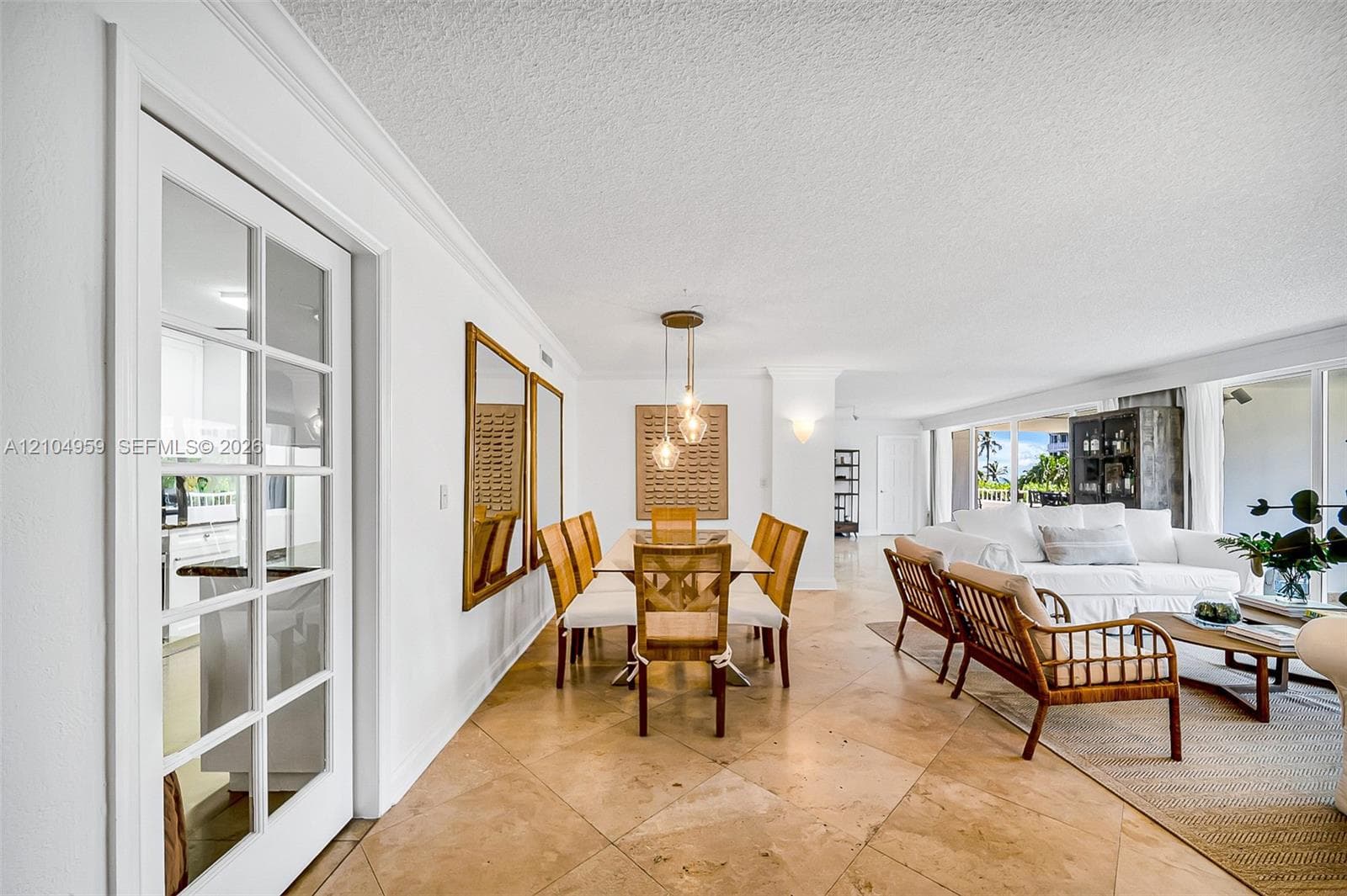 Commodore Club South · #305 in Key Biscayne - Photo 3