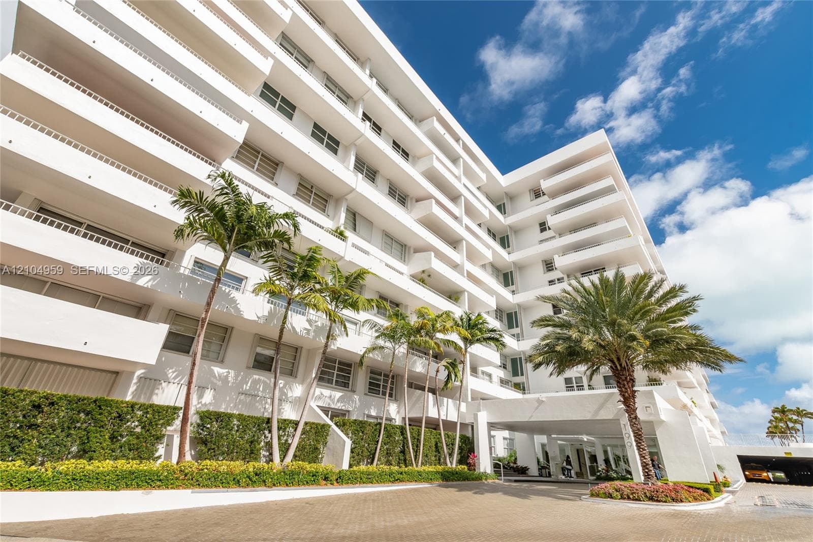 Commodore Club South · #305 in Key Biscayne - Photo 55
