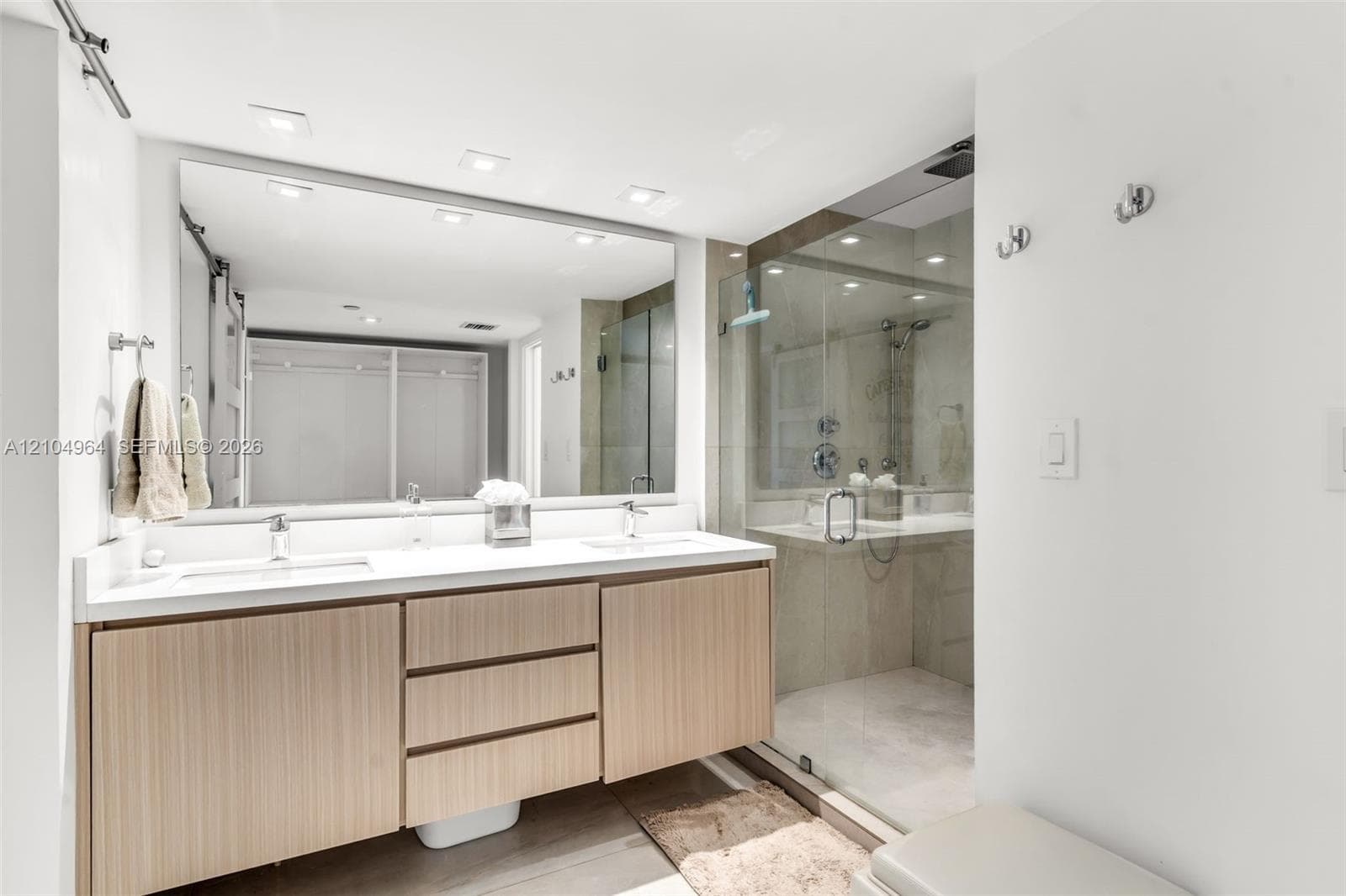 Emerald Bay at Key Colony · #635 in Key Biscayne - Photo 22