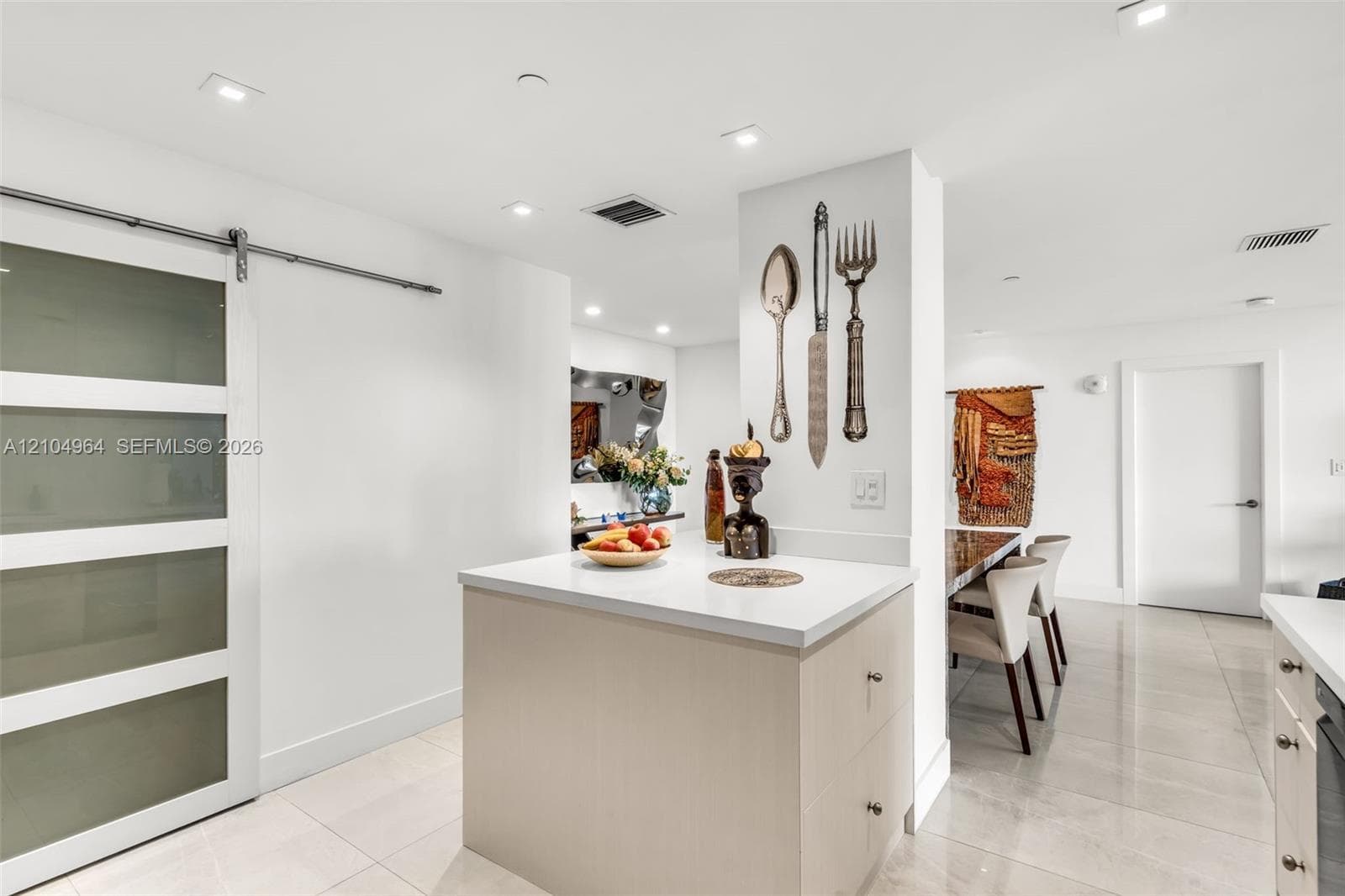 Emerald Bay at Key Colony · #635 in Key Biscayne - Photo 10