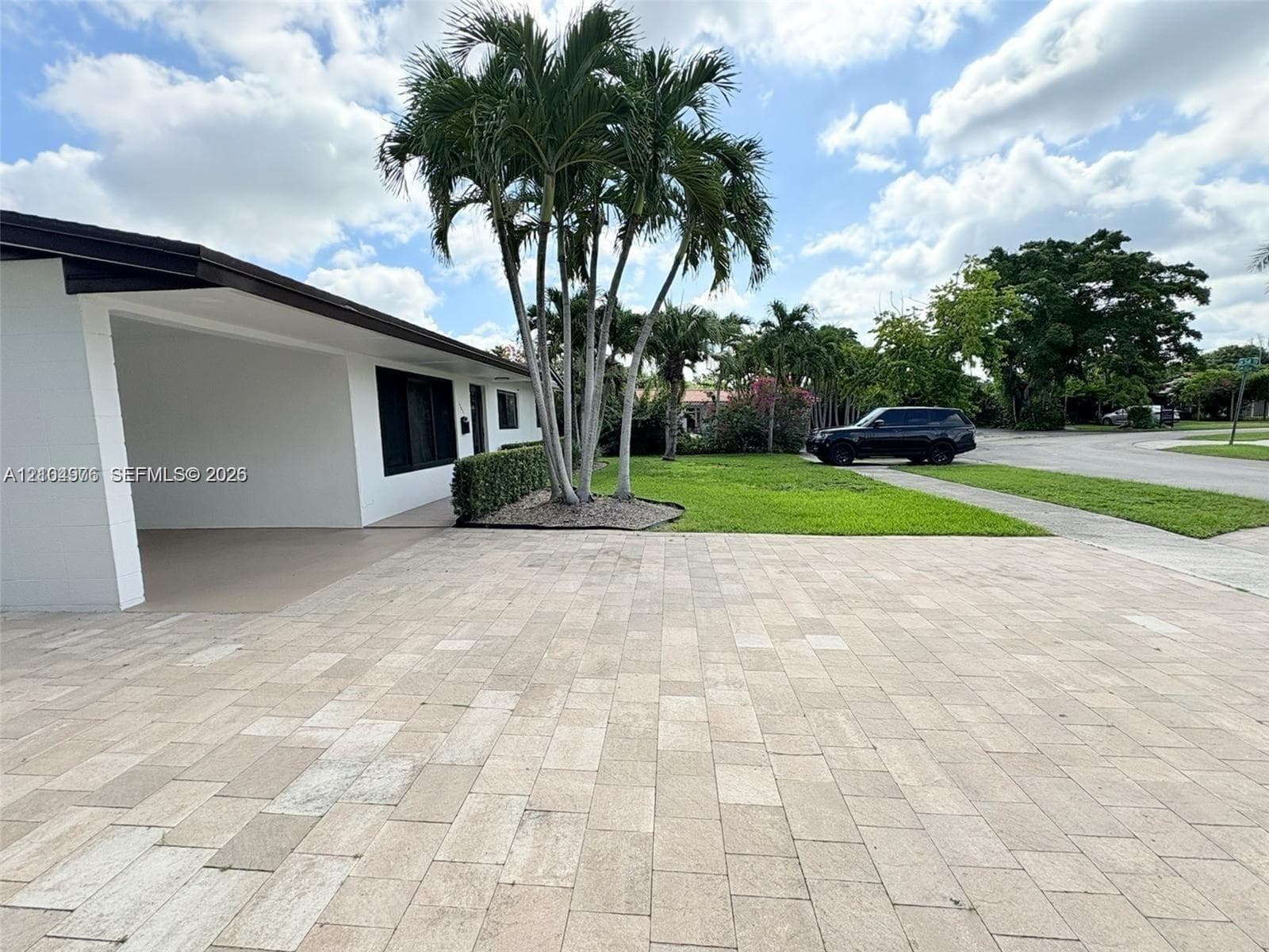 10431 SW 54th St #10431 photo 2