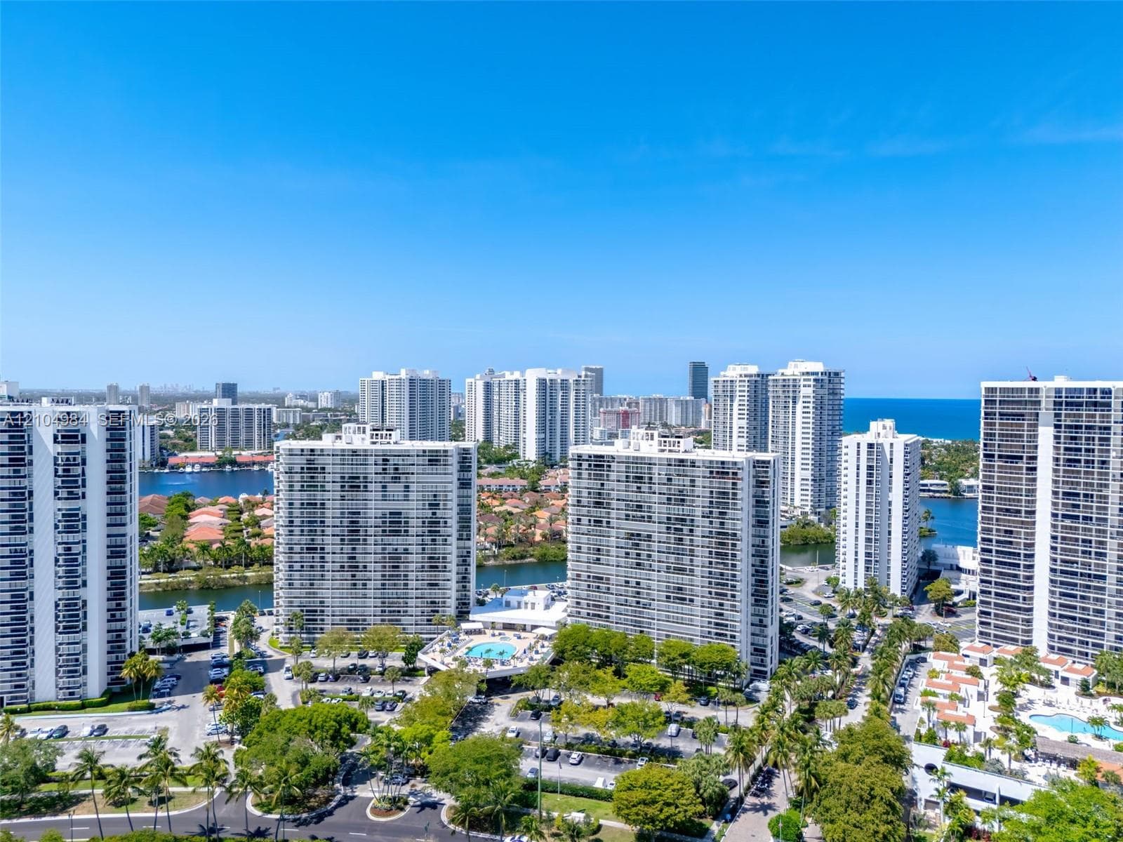 FLAMENCO CONDO TOWER I · #2023 in Aventura - Photo 27